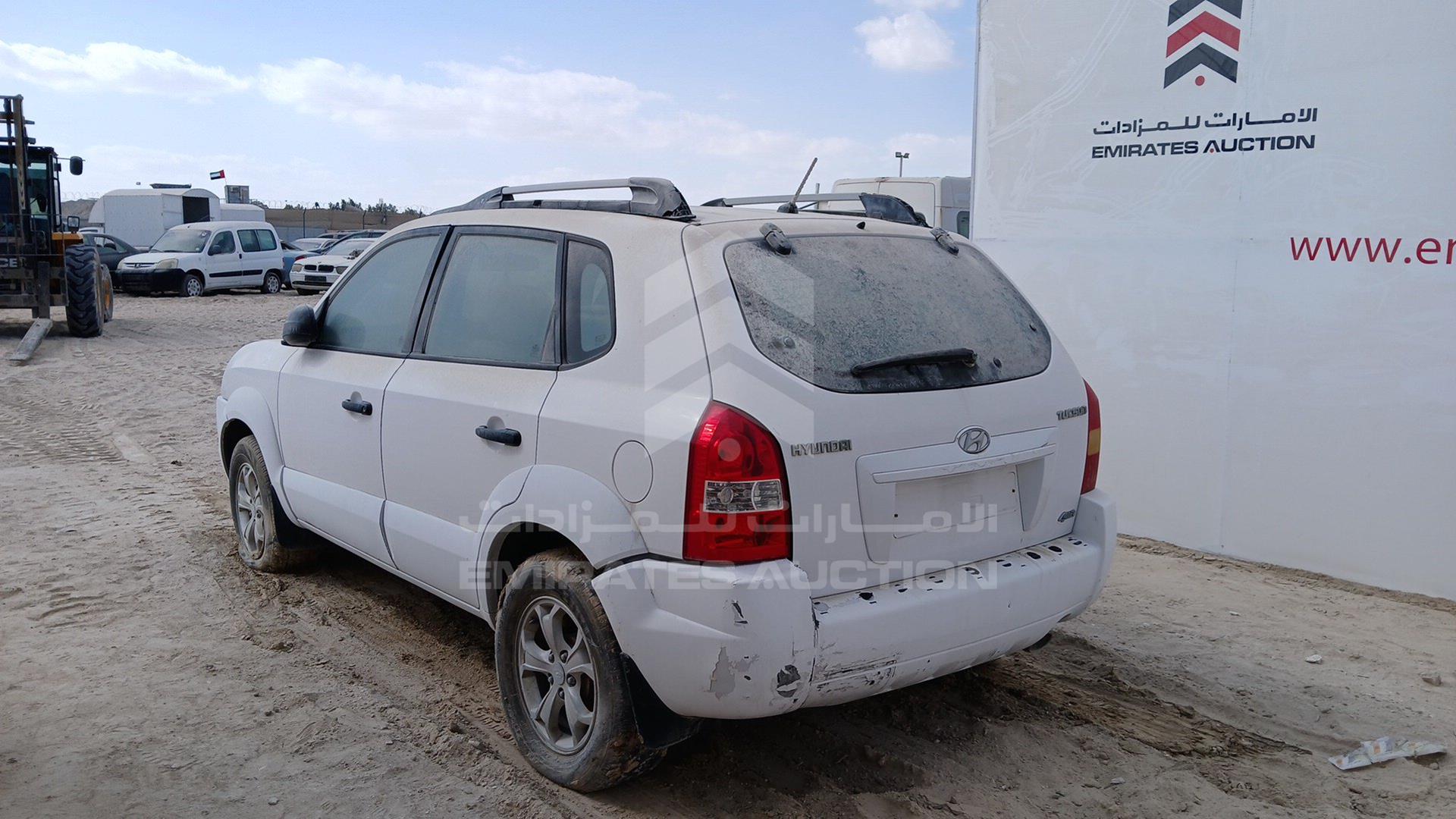 2009 HYUNDAI TUCSON VIN: KMHJM81B49U047461