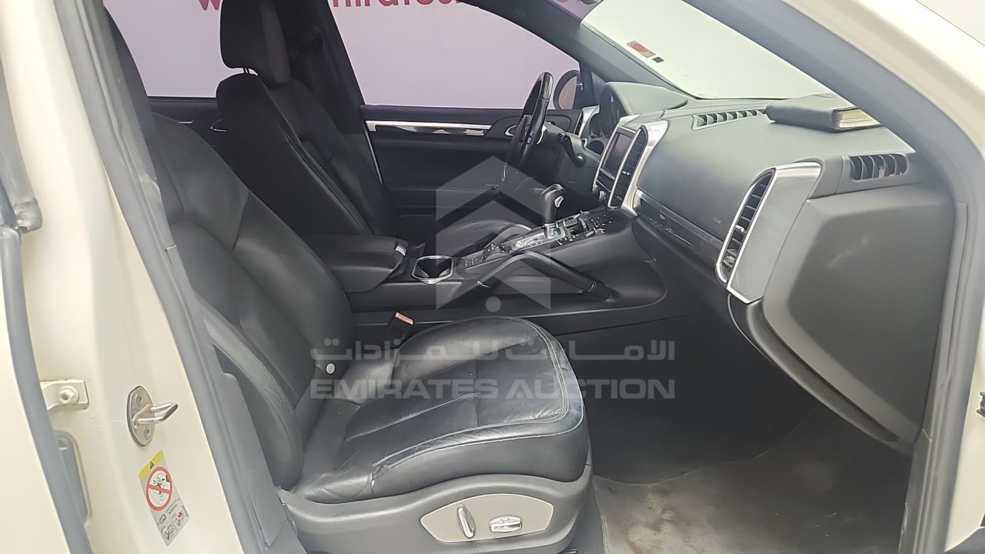 2011 PORSCHE CAYENNE VIN: WP1ZZZ92ZBLA41457