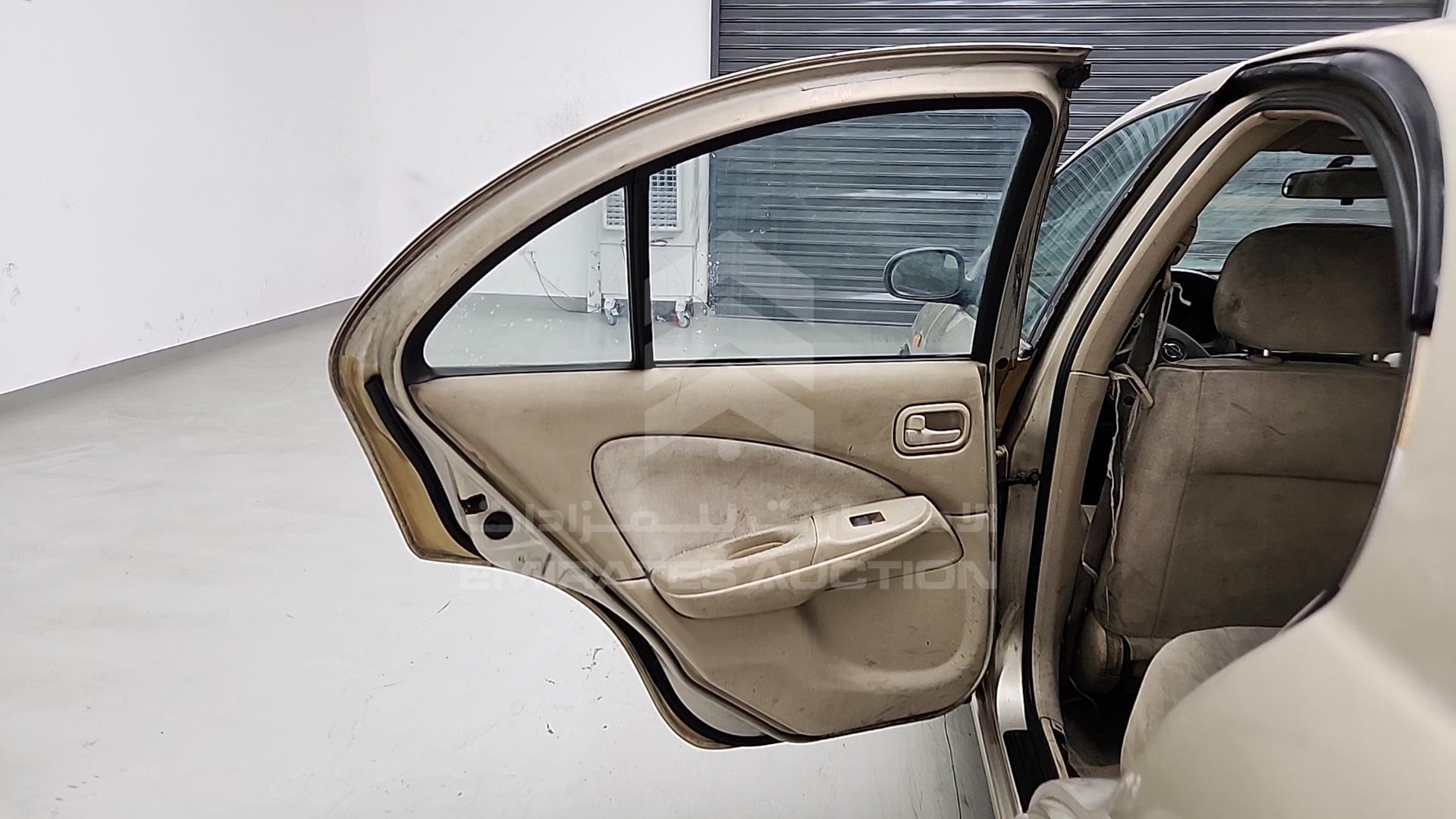 2003 NISSAN SUNNY VIN: JN1BN61C13W002589