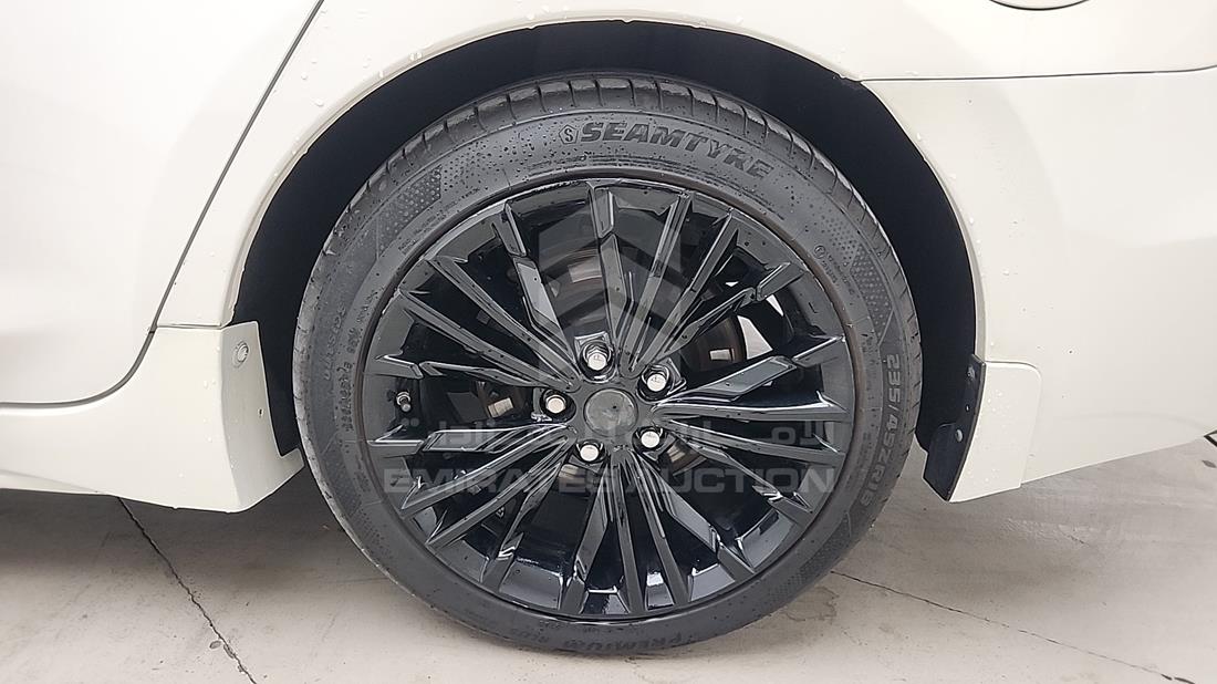 2016 Nissan Maxima — Rear Left Tyre — Photo 36