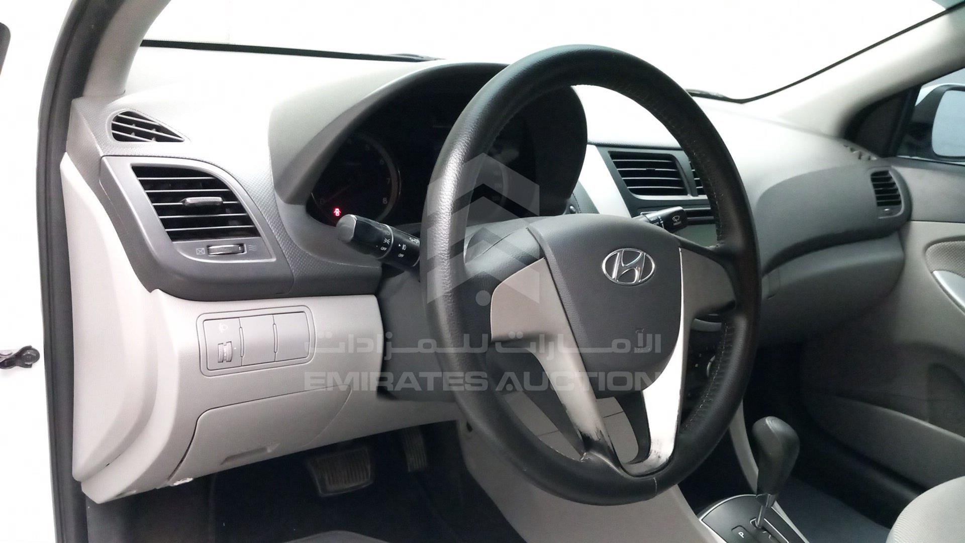 2015 HYUNDAI ACCENT VIN: KMHCT41BXFU710449