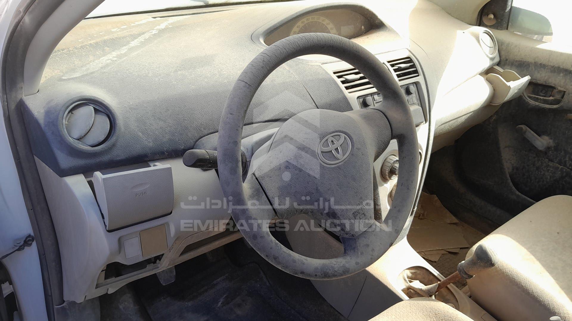 2008 TOYOTA YARIS VIN: JTDBW923281092155