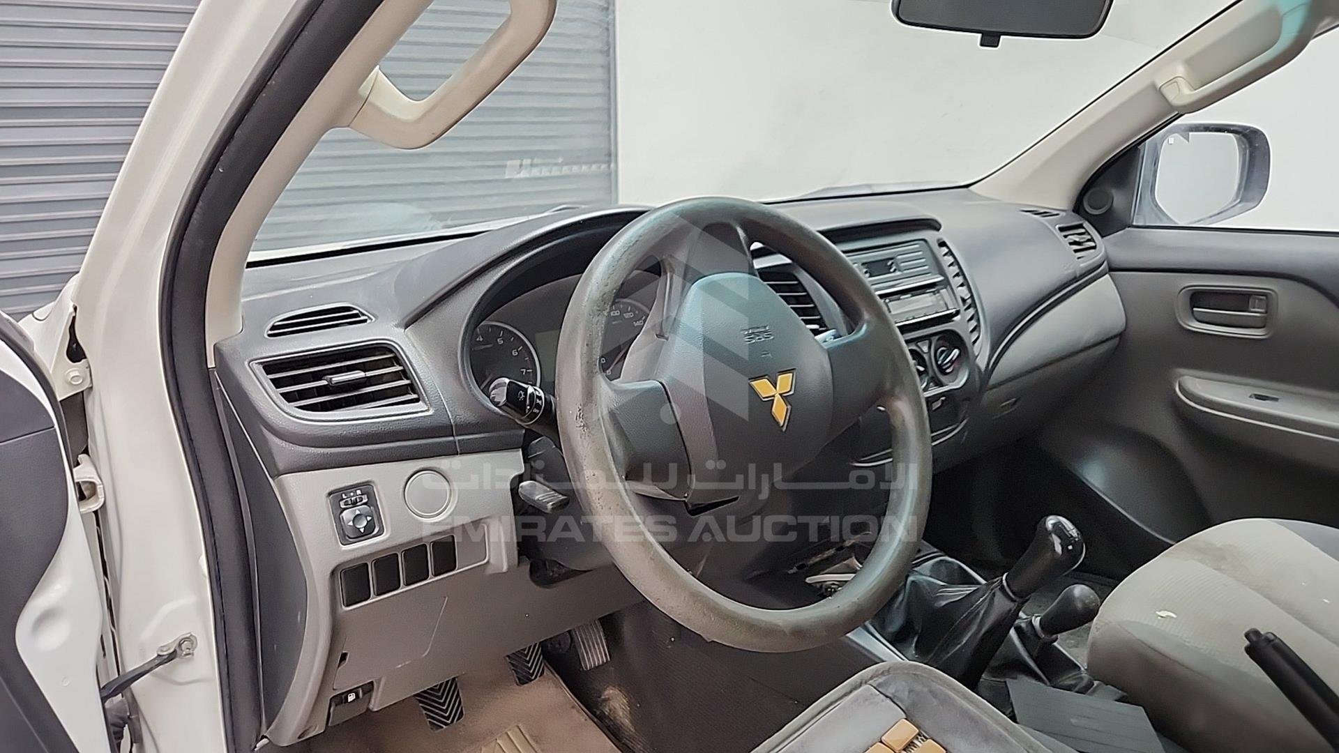 2016 MITSUBISHI L 200 VIN: MMBJNKL40GH065648