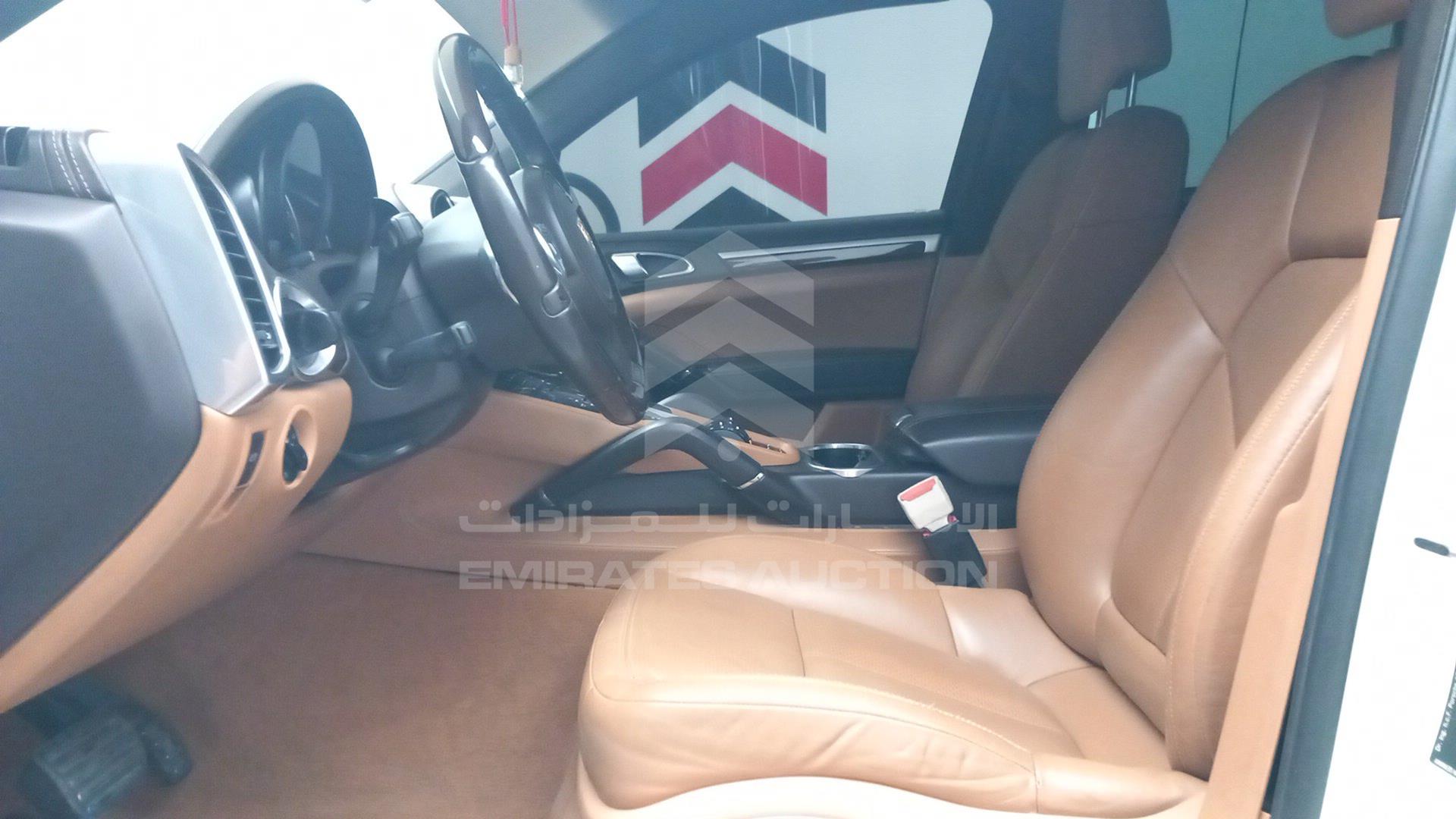 2011 PORSCHE CAYENNE VIN: WP1ZZZ92ZBLA50727