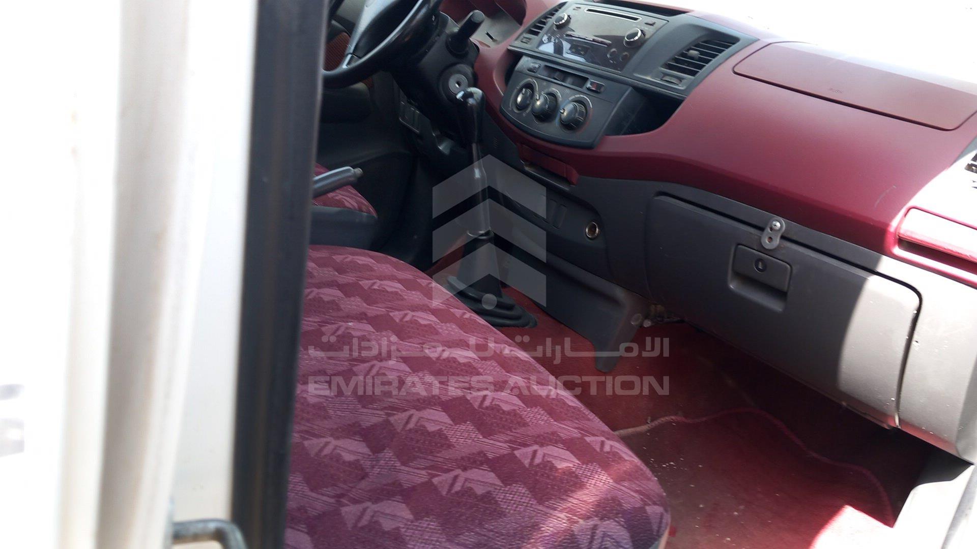 2015 TOYOTA HILUX VIN: MR0EW12G9F3032359