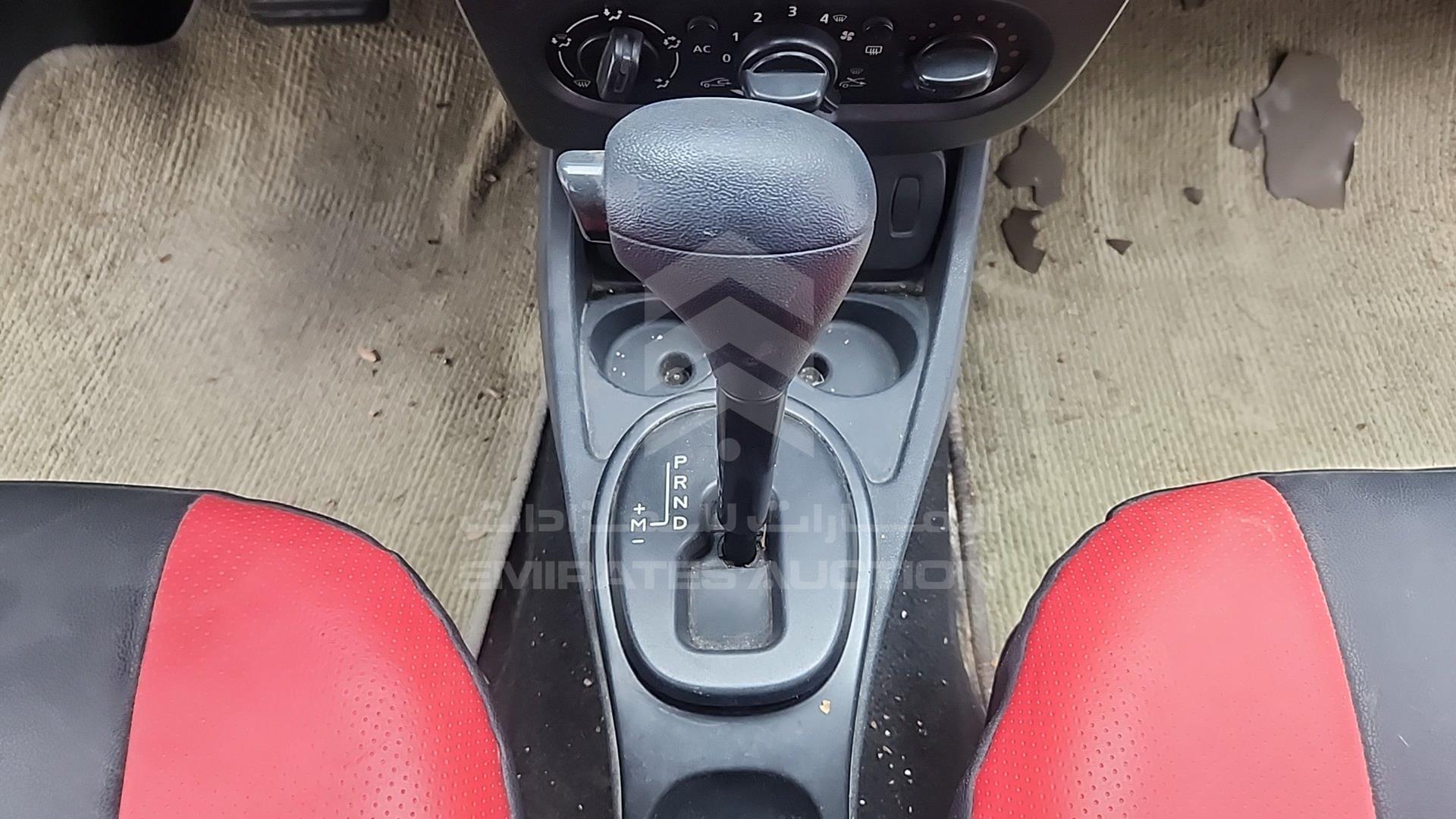 2015 RENAULT DUSTER VIN: VF1HSRCA5FA511923