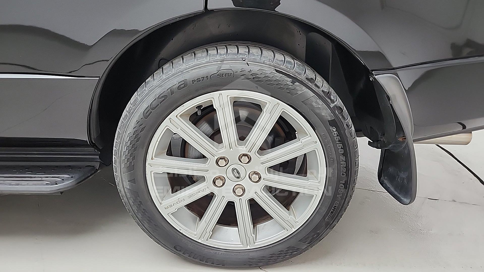 2011 RANGE ROVER VOGUE VIN: SALLMAME4BA343740