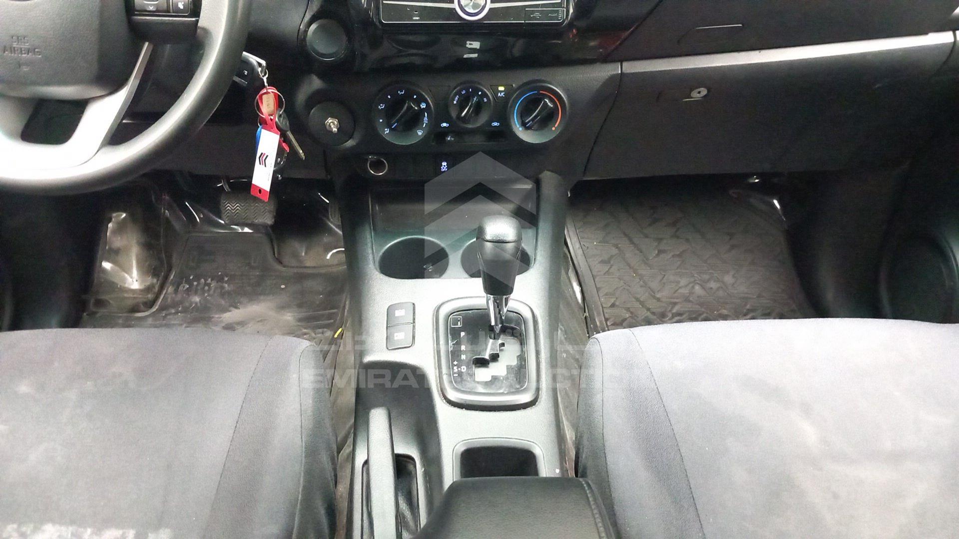2019 TOYOTA HILUX VIN: MR0JX9CD8K4200219