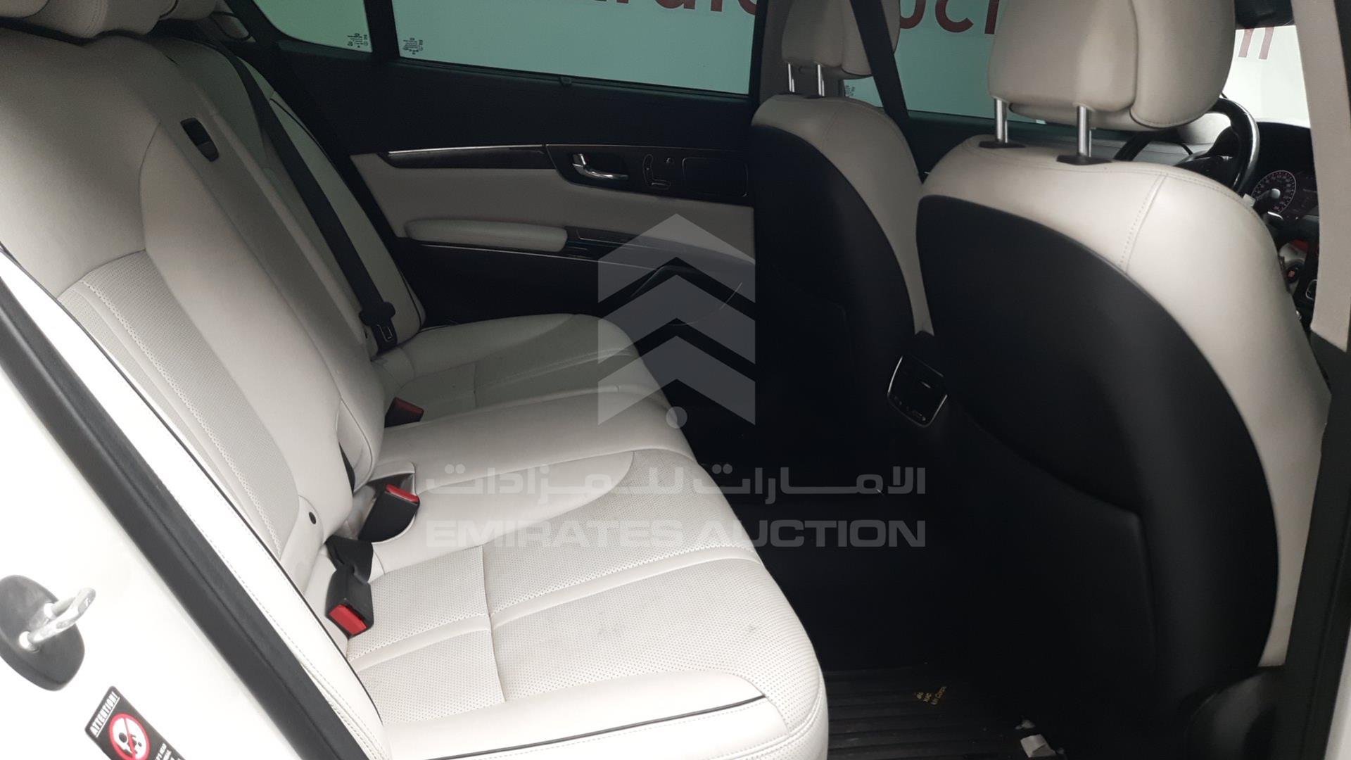 2015 KIA K 900 VIN: KNALW4D40F6018937