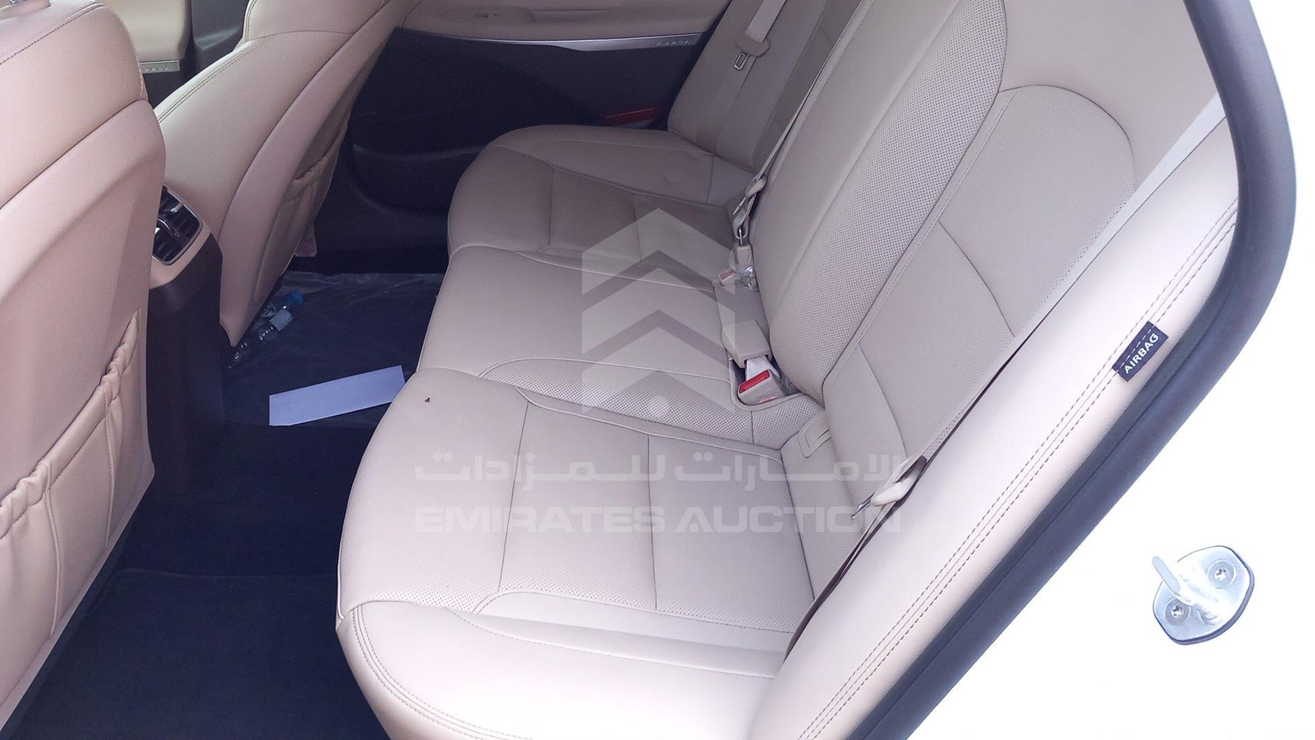 2019 HYUNDAI AZERA VIN: KMHF341F3LA277652
