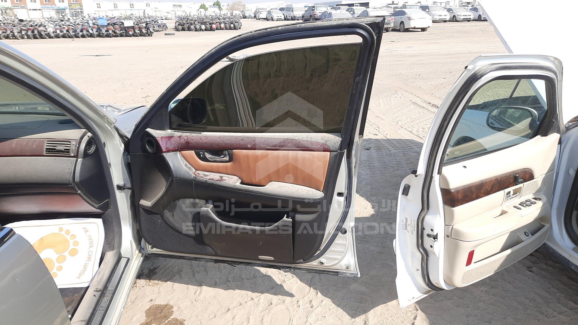 2002 LEXUS LS 430 VIN: JTHBN30F620066201