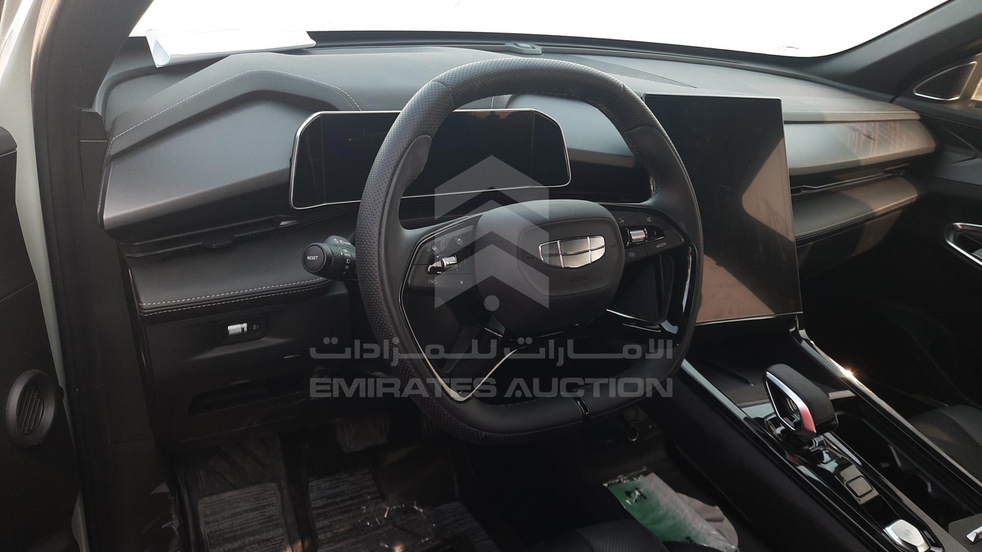 2023 GEELY COOLRAY VIN: LB37722Z8PX305562