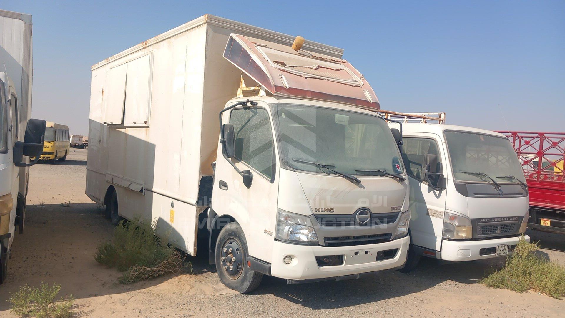 2017 HINO 300 VIN: JHHZCL2H4HK006903