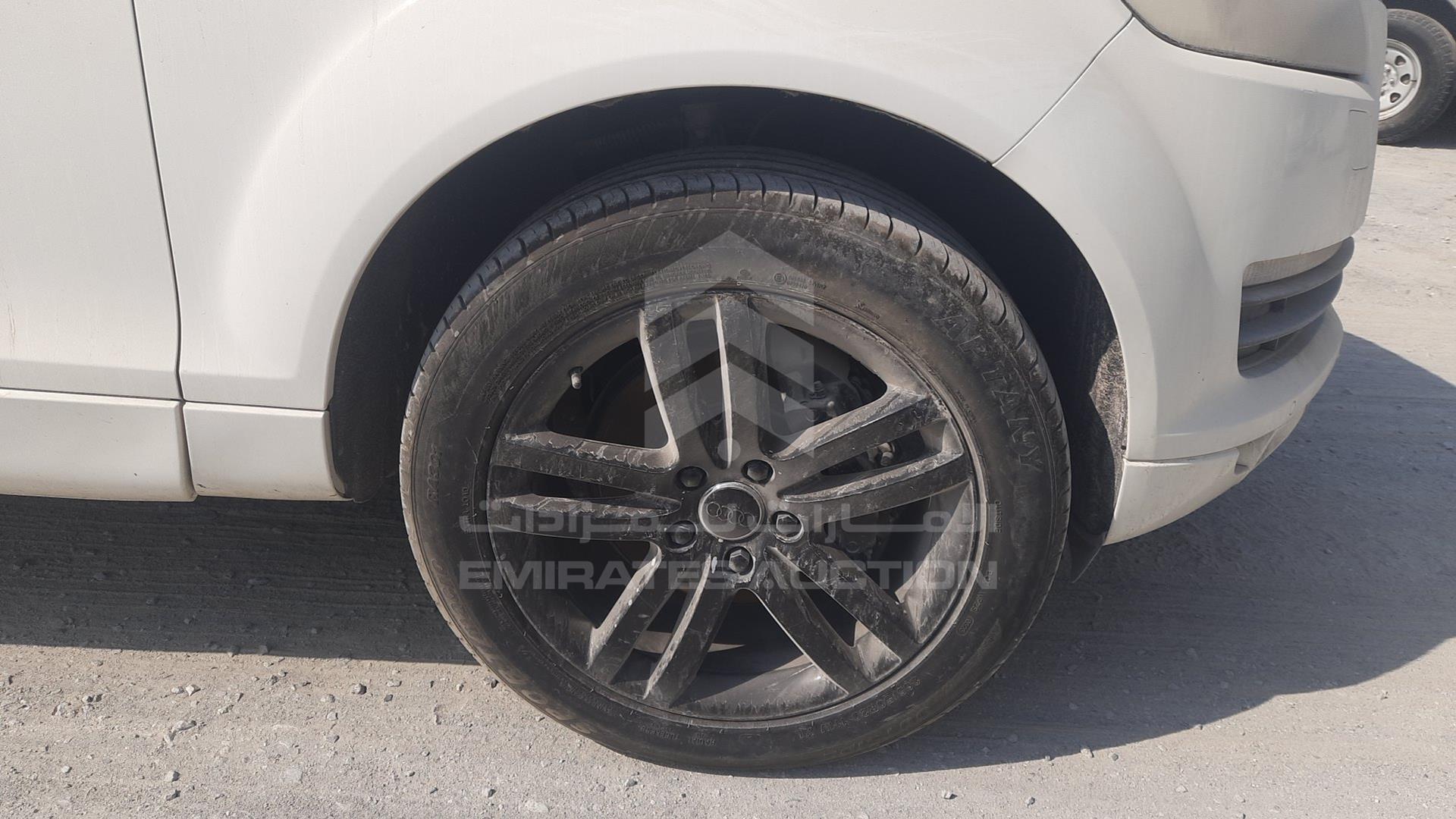 2009 AUDI Q7 VIN: WAUAY54LX9D020208