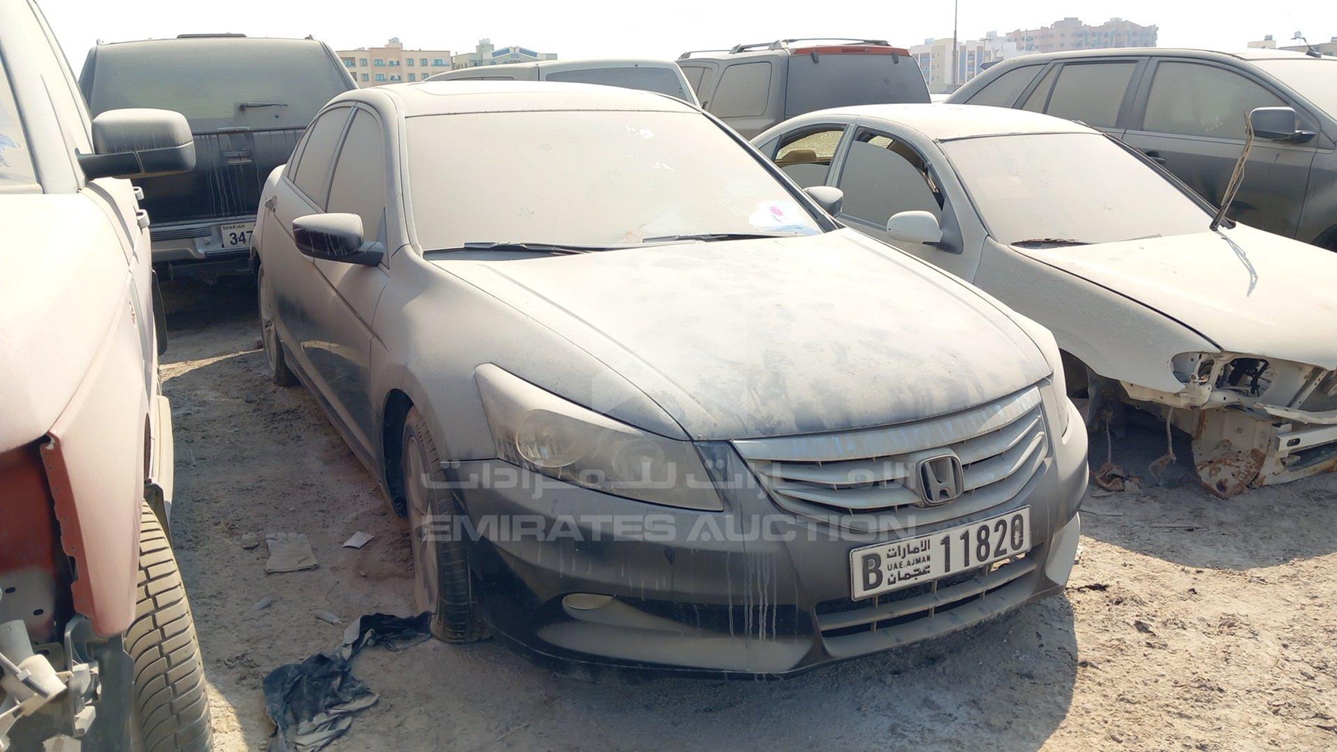 2011 HONDA ACCORD VIN: 1HGCR3F86BA011204