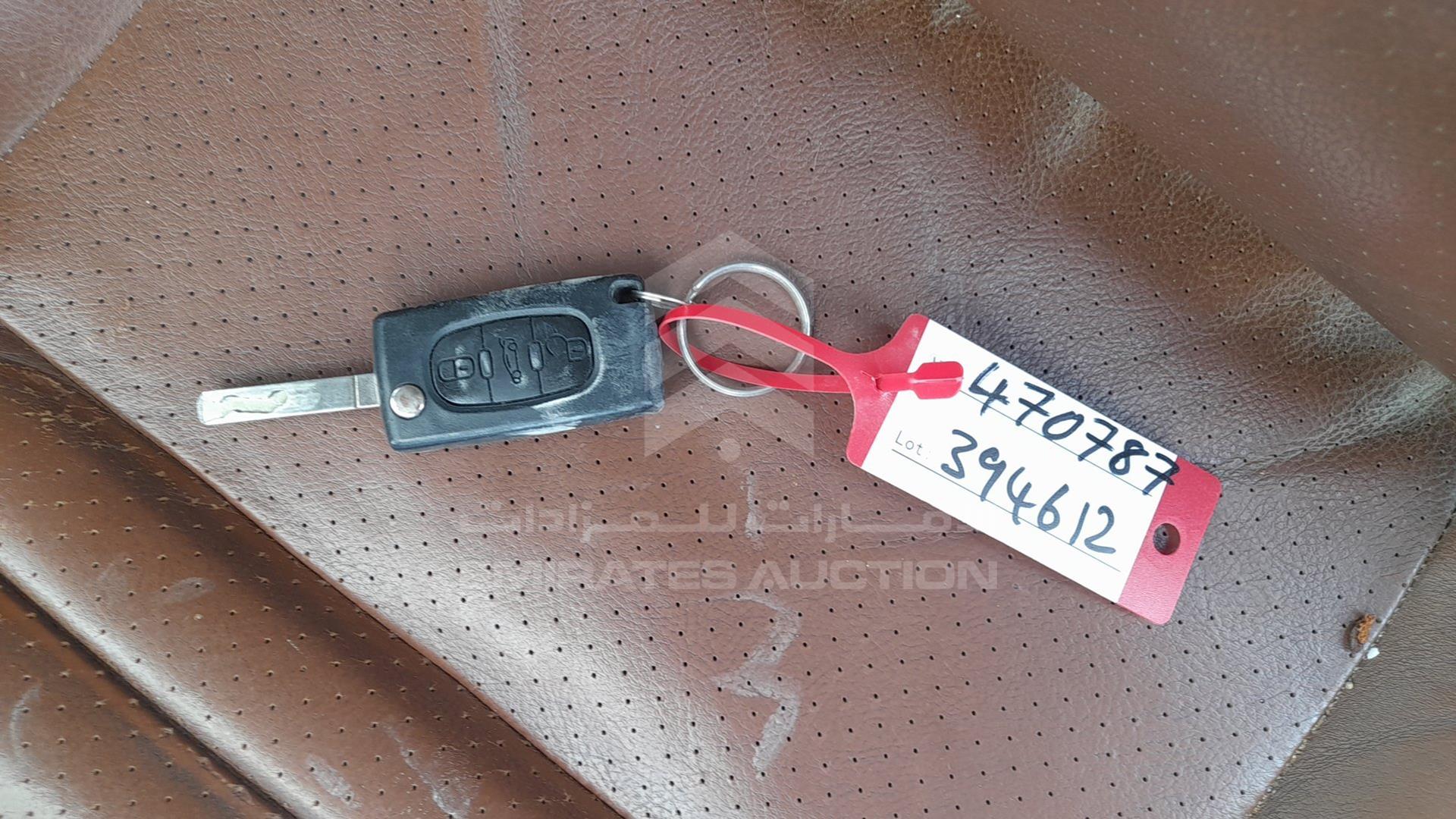 2002 PEUGEOT 407 VIN: VF36JXFVJ21470787