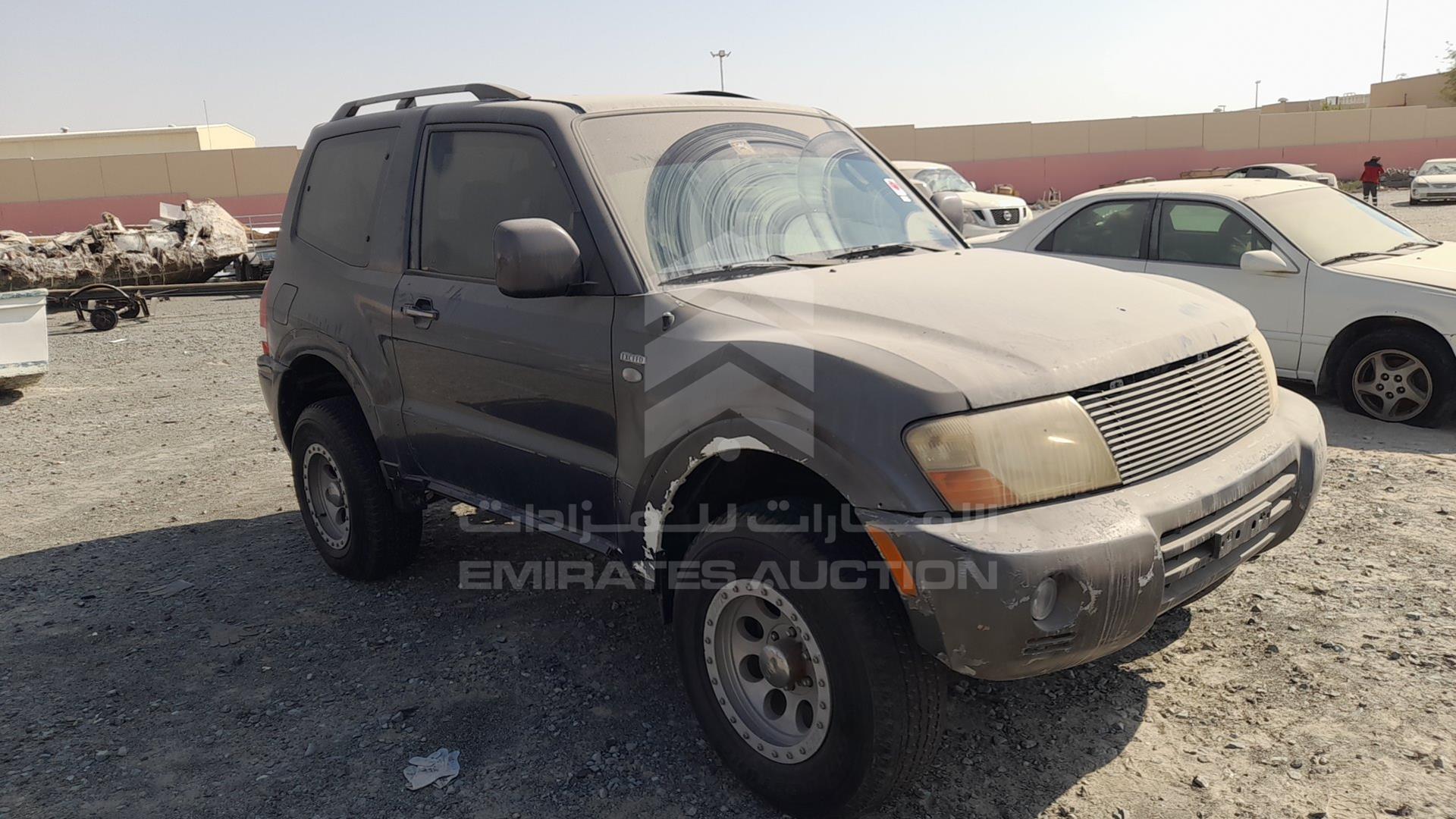 2005 MITSUBISHI PAJERO VIN: JMYMYV67W5J705237
