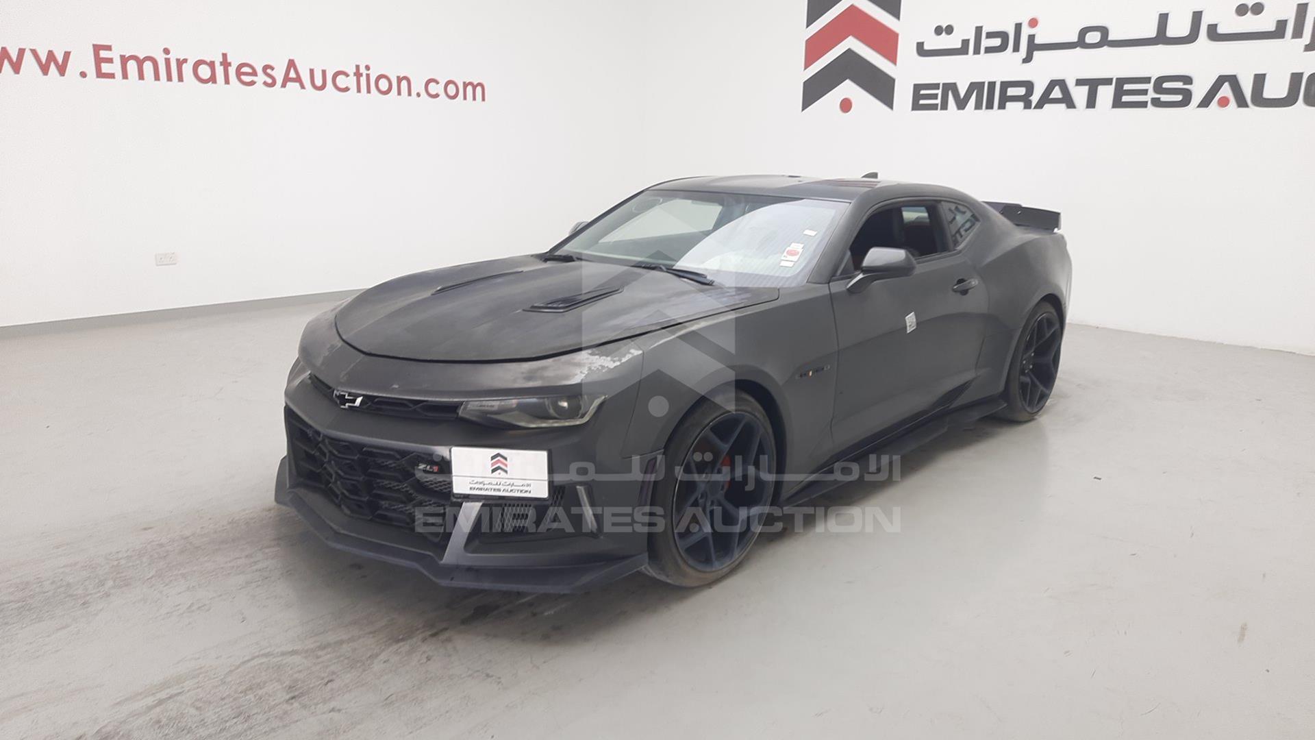 2018 CHEVROLET CAMARO VIN: 1G1FB1RX6J0106408