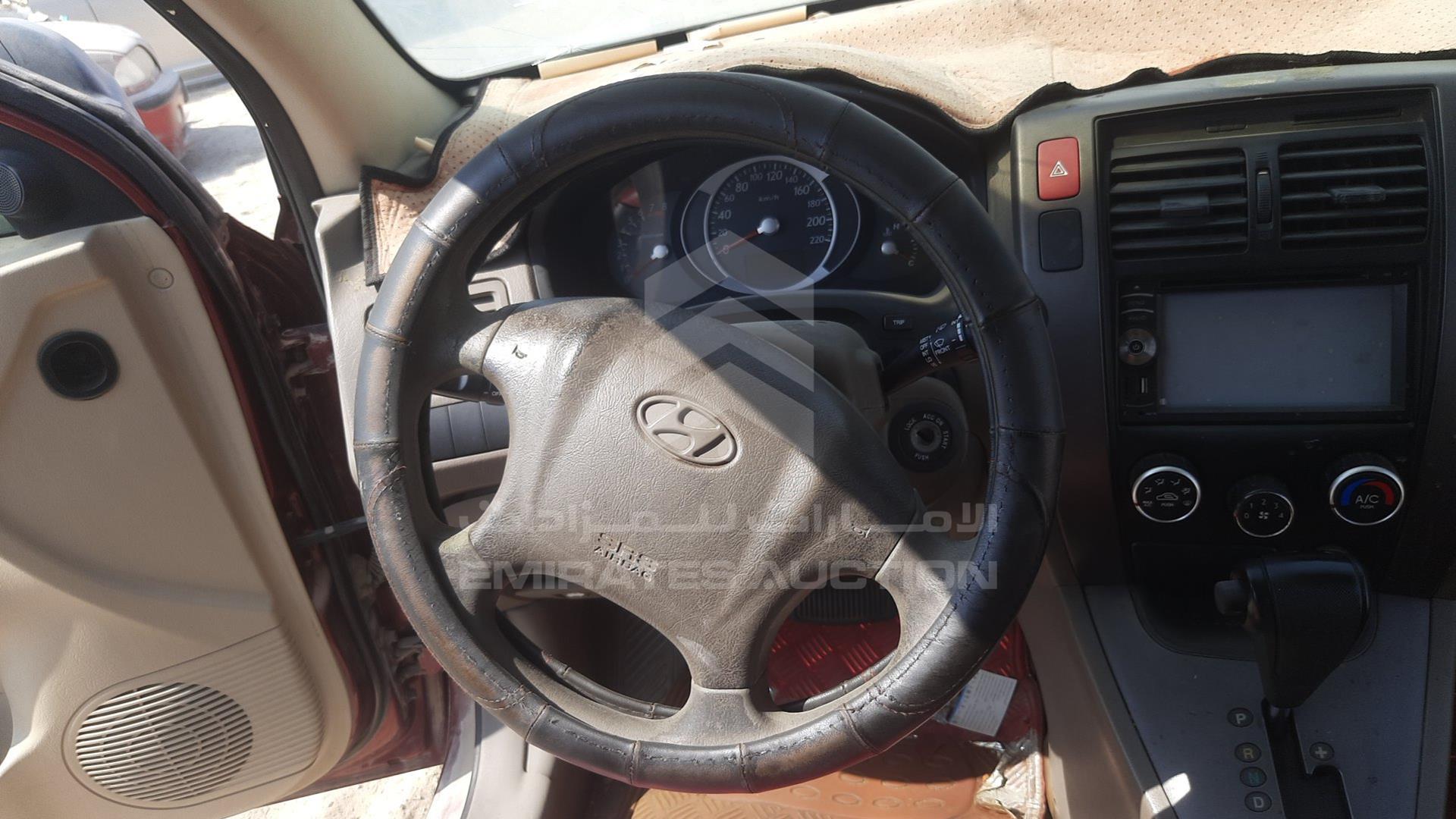 2009 HYUNDAI TUCSON VIN: KMHJM81B49U926989