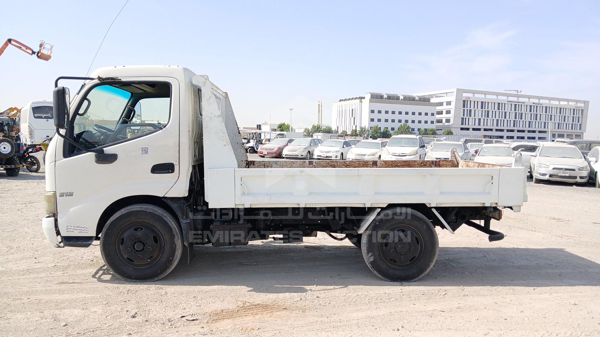 2018 HINO 300 VIN: JHHACJ4H6JK003537