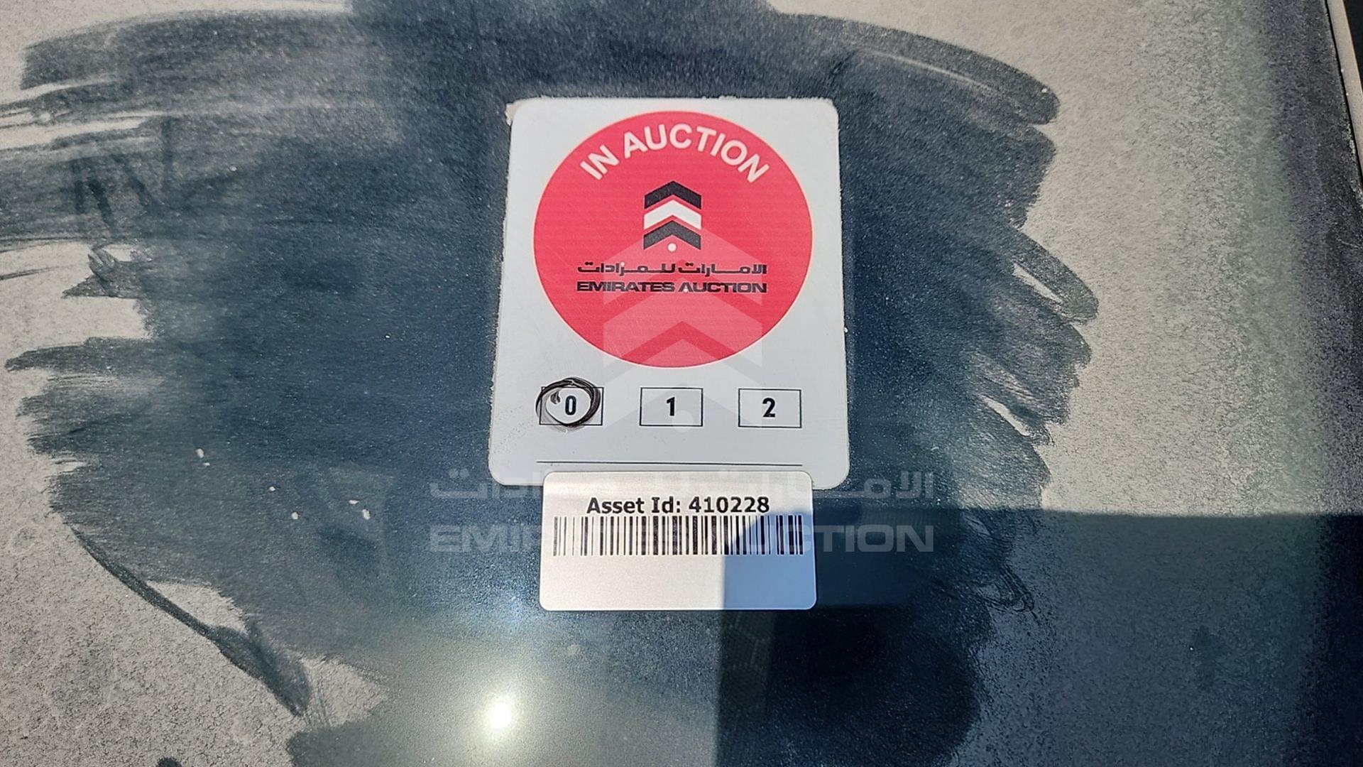 2013 AUDI Q5 VIN: WAUCFC8R8DA009607