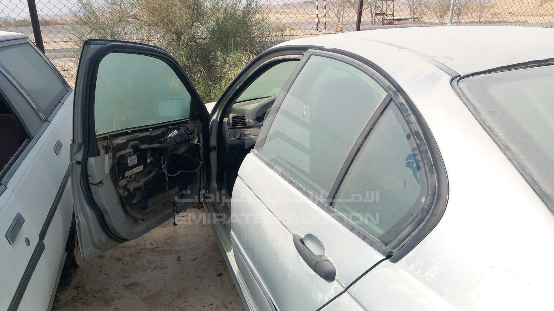 0 BMW 323 I VIN: WBAAL3100XEF96820