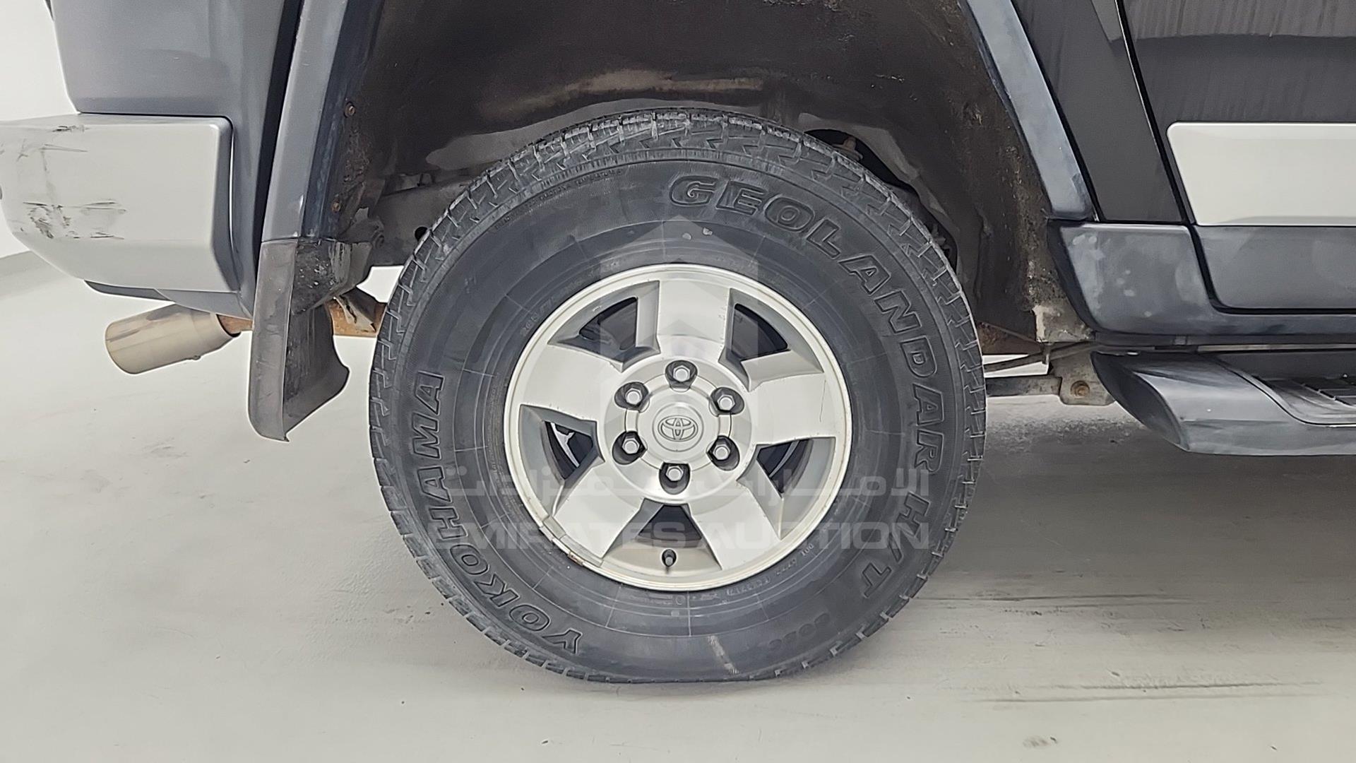 2010 TOYOTA FJ CRUISER VIN: JTEBU11F0AK086658