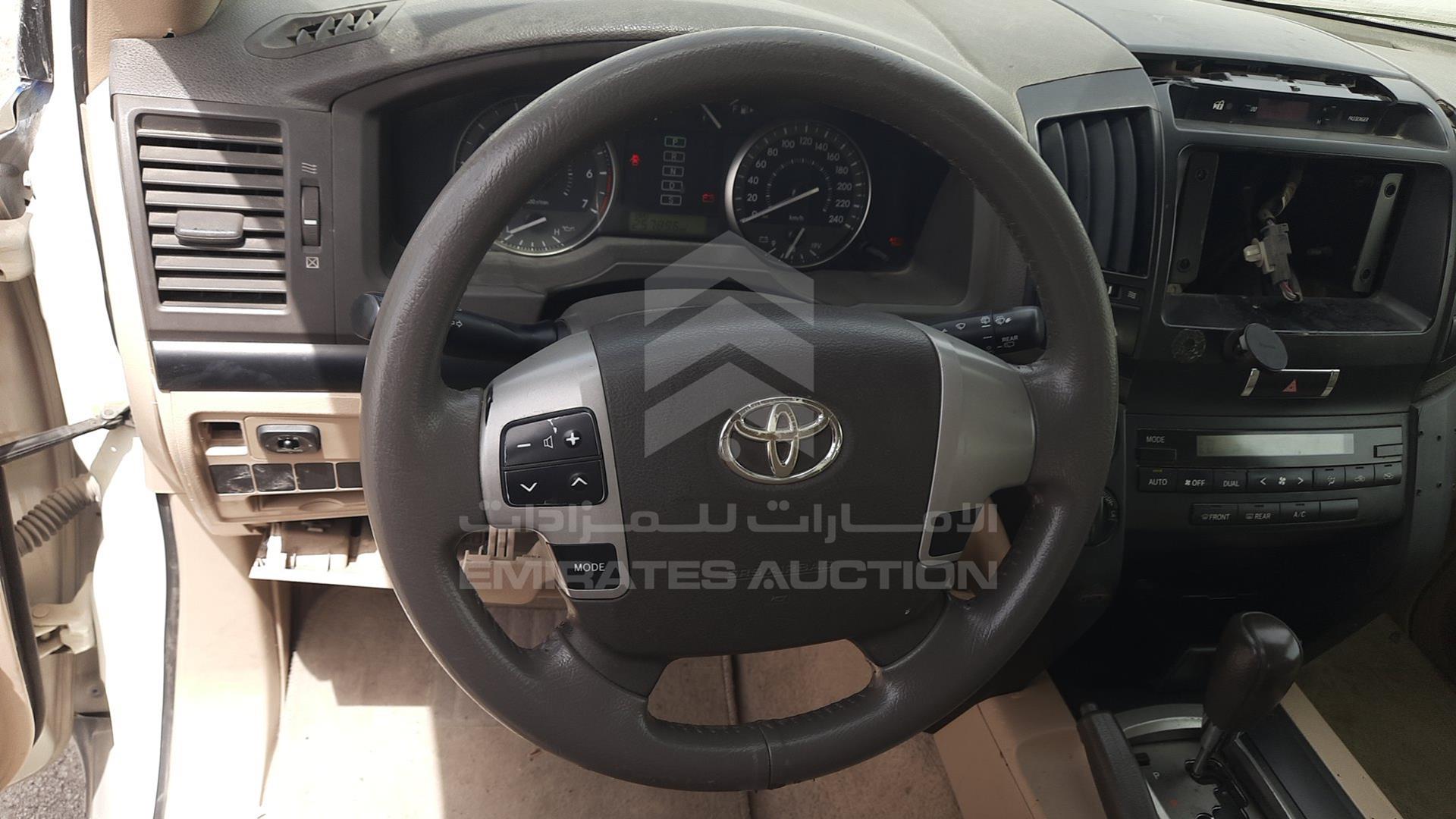 2013 TOYOTA LAND CRUISER VIN: JTMDU09J9D4063890