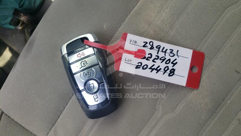 1FA6P8THXG5289431 Auction: EmiratesAuction Lot: 409754 1FA6P8THXG5289431 Ford Mustang 2016 RED Photo 4