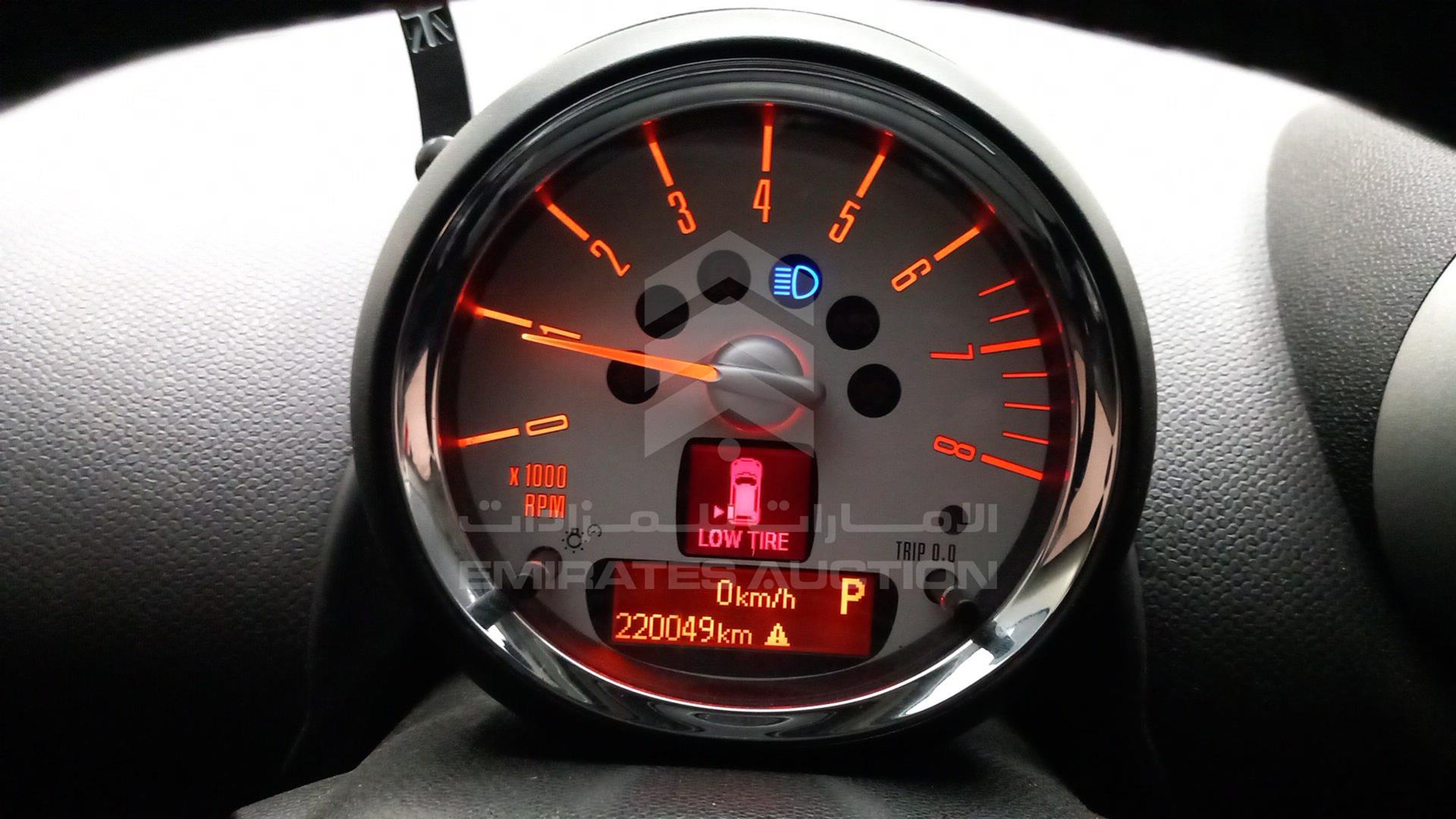 2012 MINI COOPER VIN: WMWZC3C55CWL81902