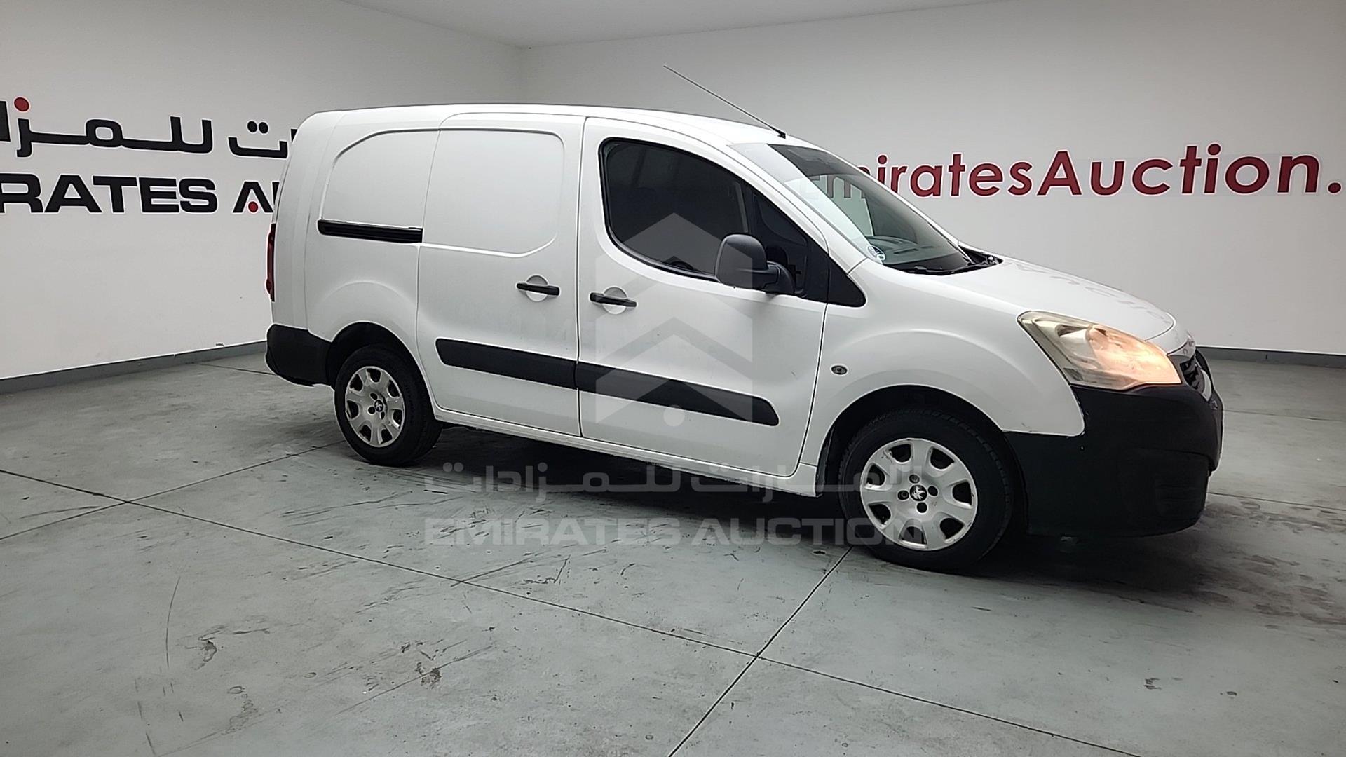 2018 PEUGEOT PATNER VIN: VF37FNFUXJJ516839