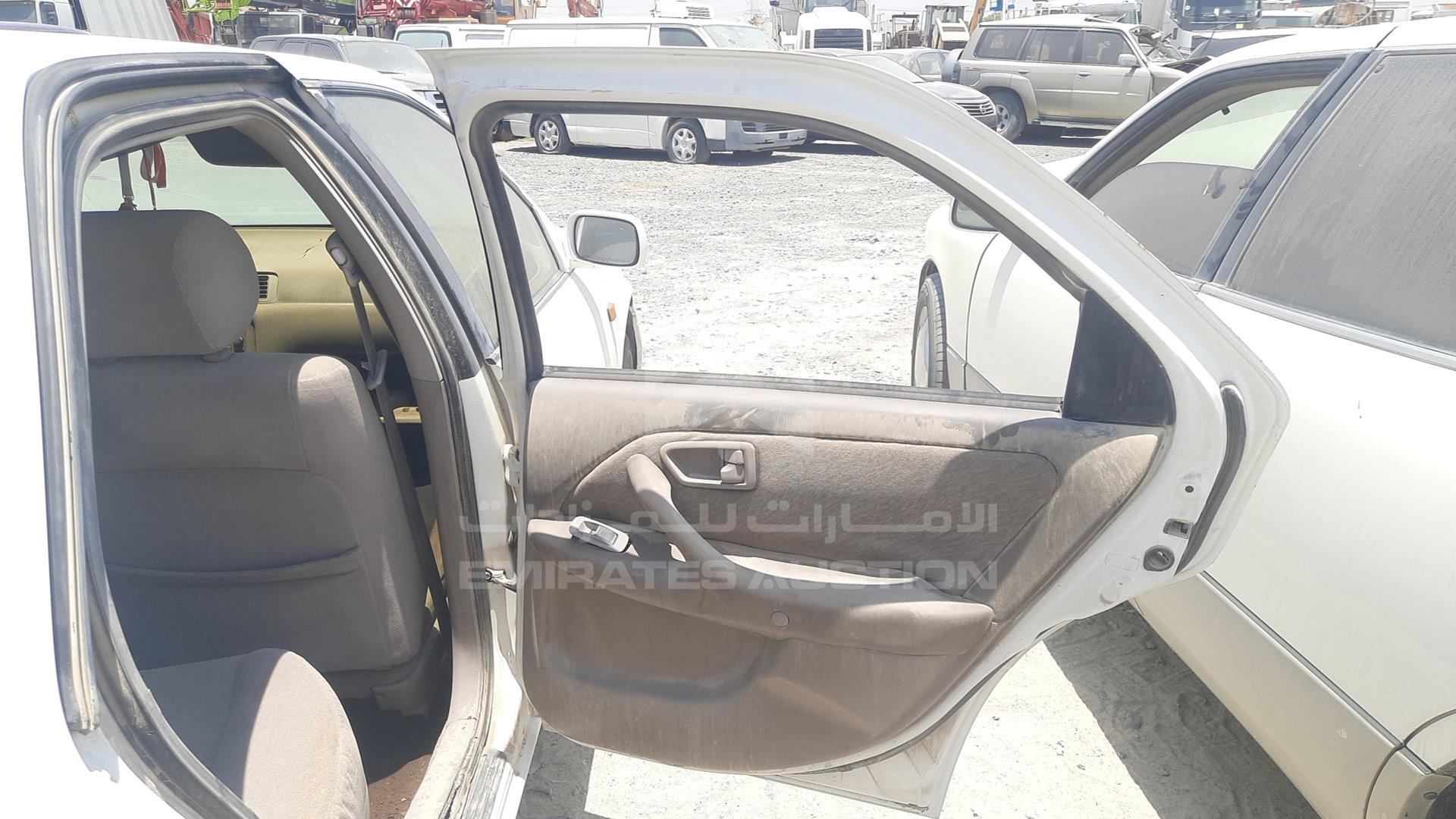 2000 TOYOTA CAMRY VIN: 6T1BG23K2YX412694