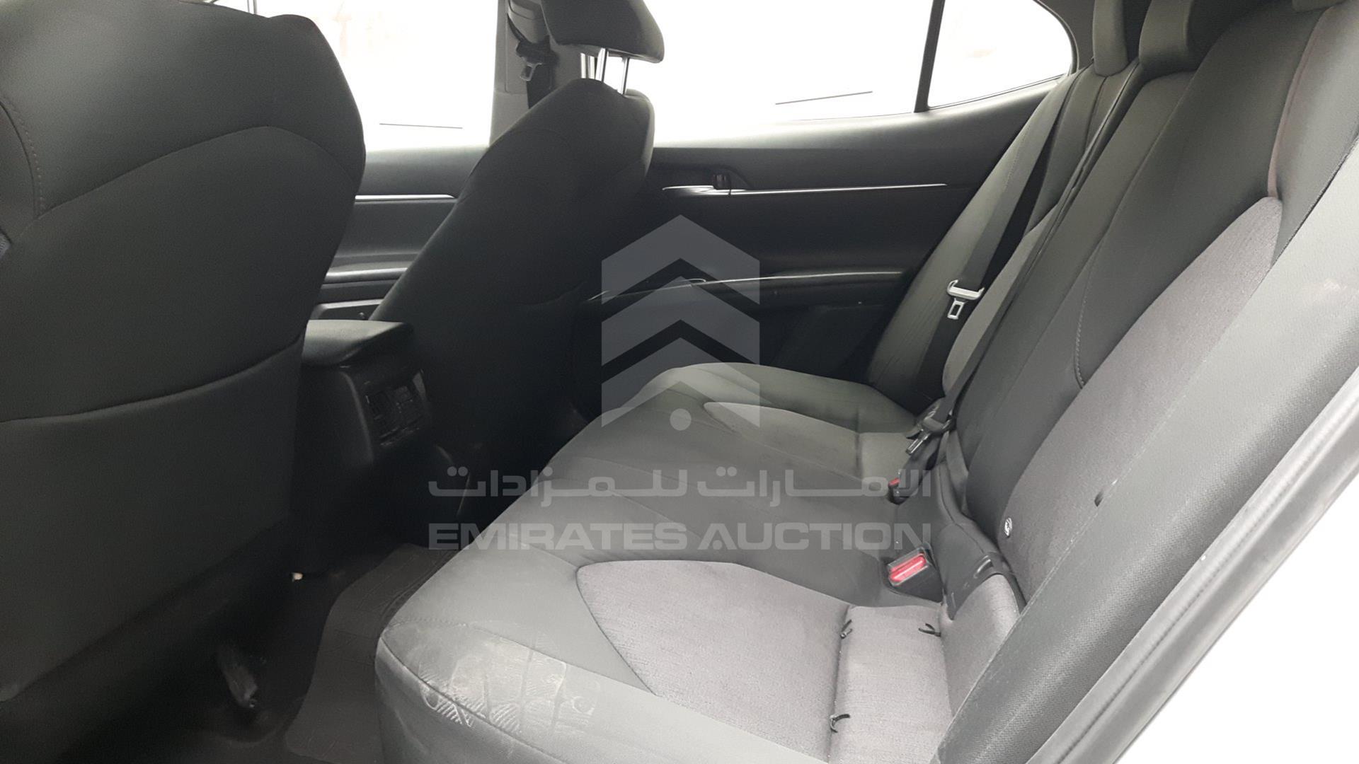2019 TOYOTA CAMRY VIN: JTNBF9HK7K3024987