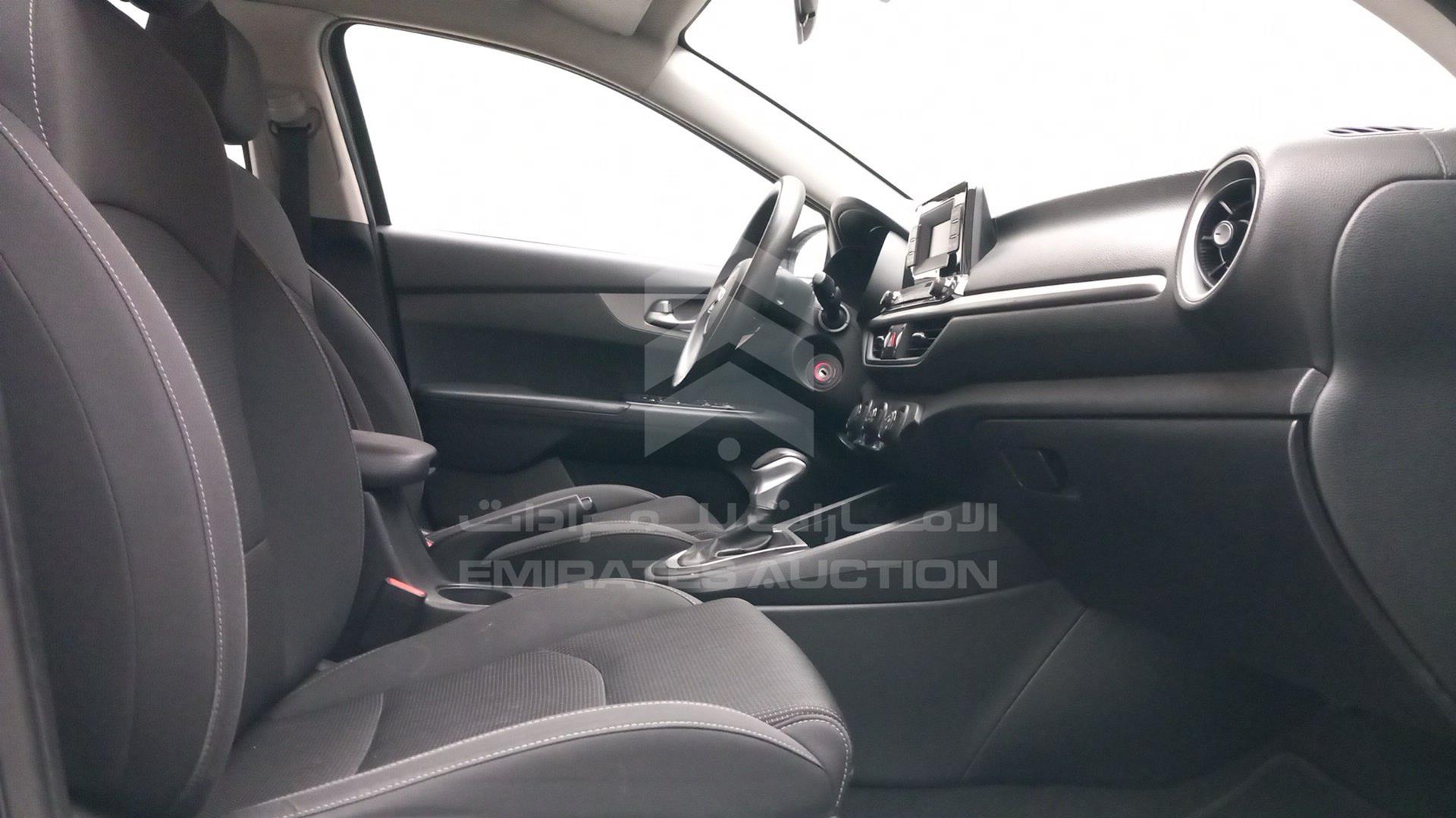 2020 KIA CERATO VIN: KNAF24164L5856887
