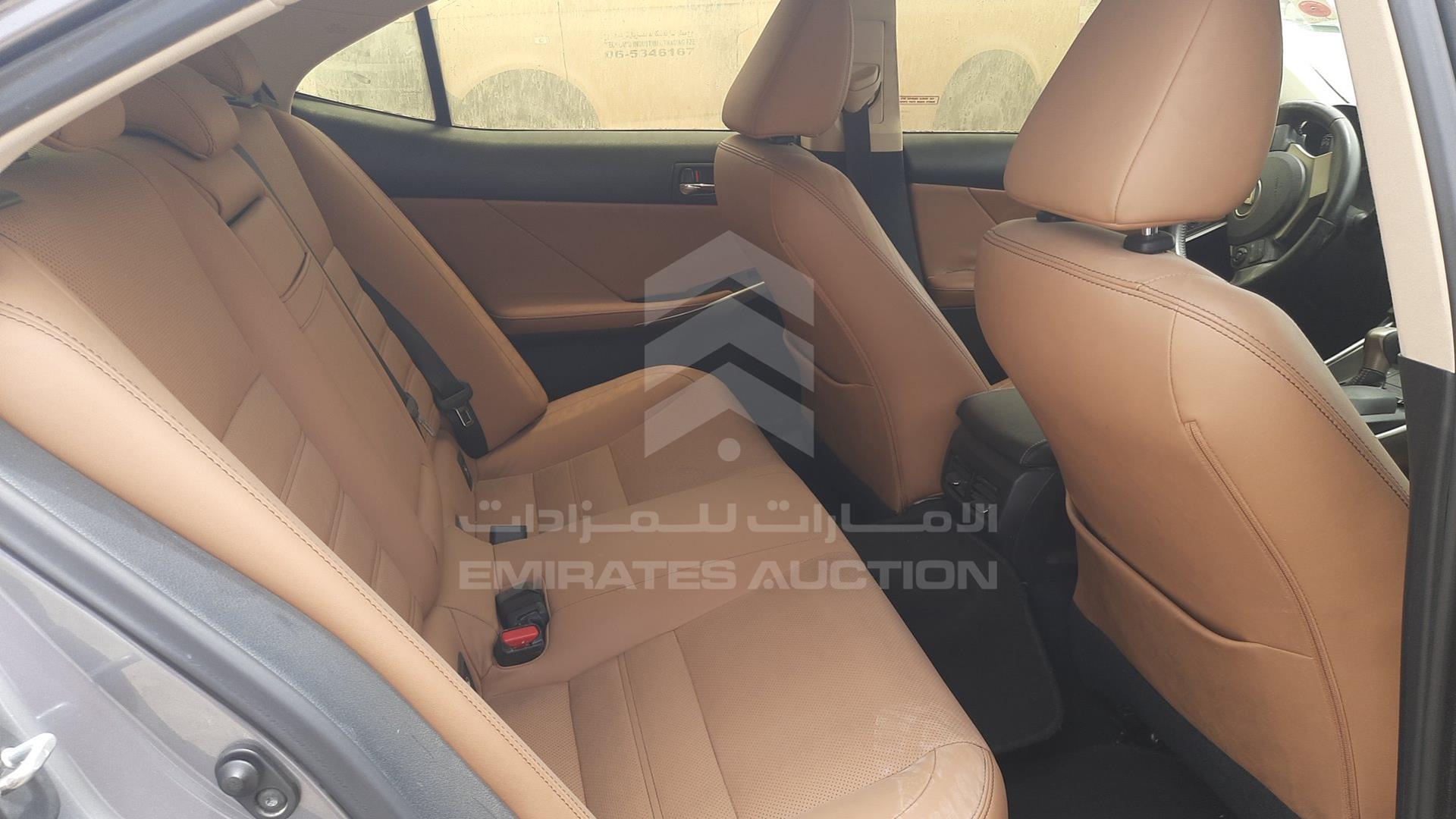 2016 LEXUS IS 350 VIN: JTHBE5D22G5022984