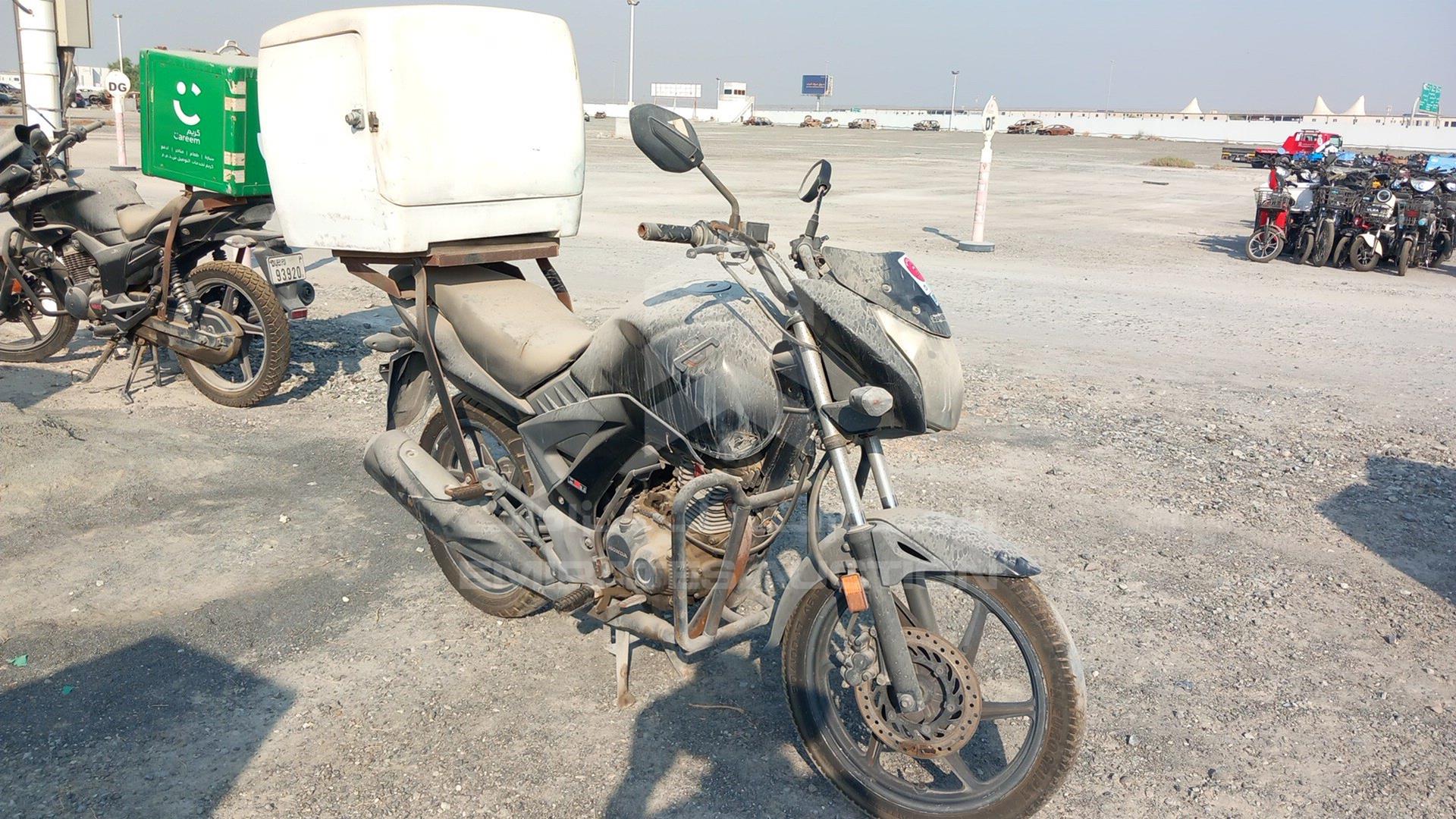 2019 HONDA UNICORN VIN: ME4KC20C3KA000680