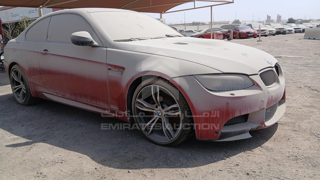 بي ام دبليو 335 2010 — الزاوية الأمامية اليمنى — صورة 9