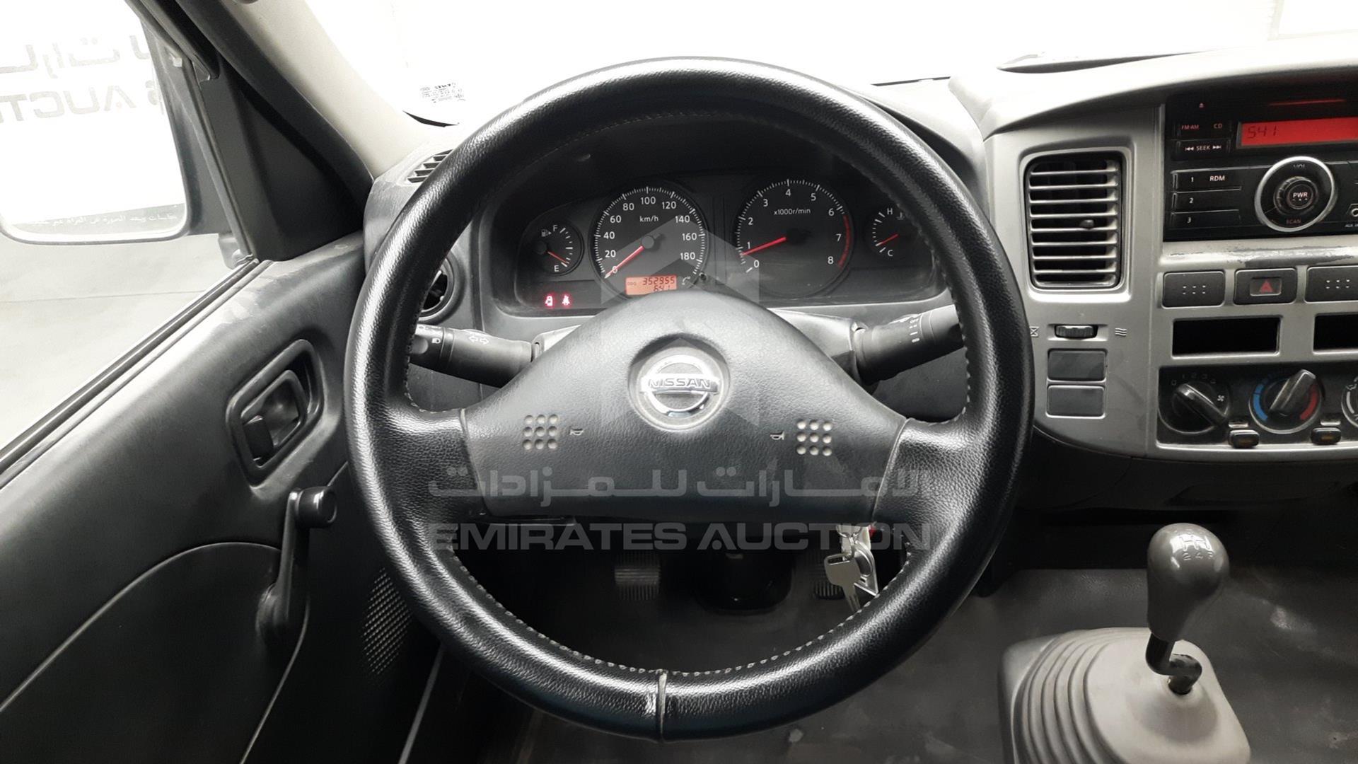 2013 NISSAN URVAN VIN: JN6AE54S5DX030426