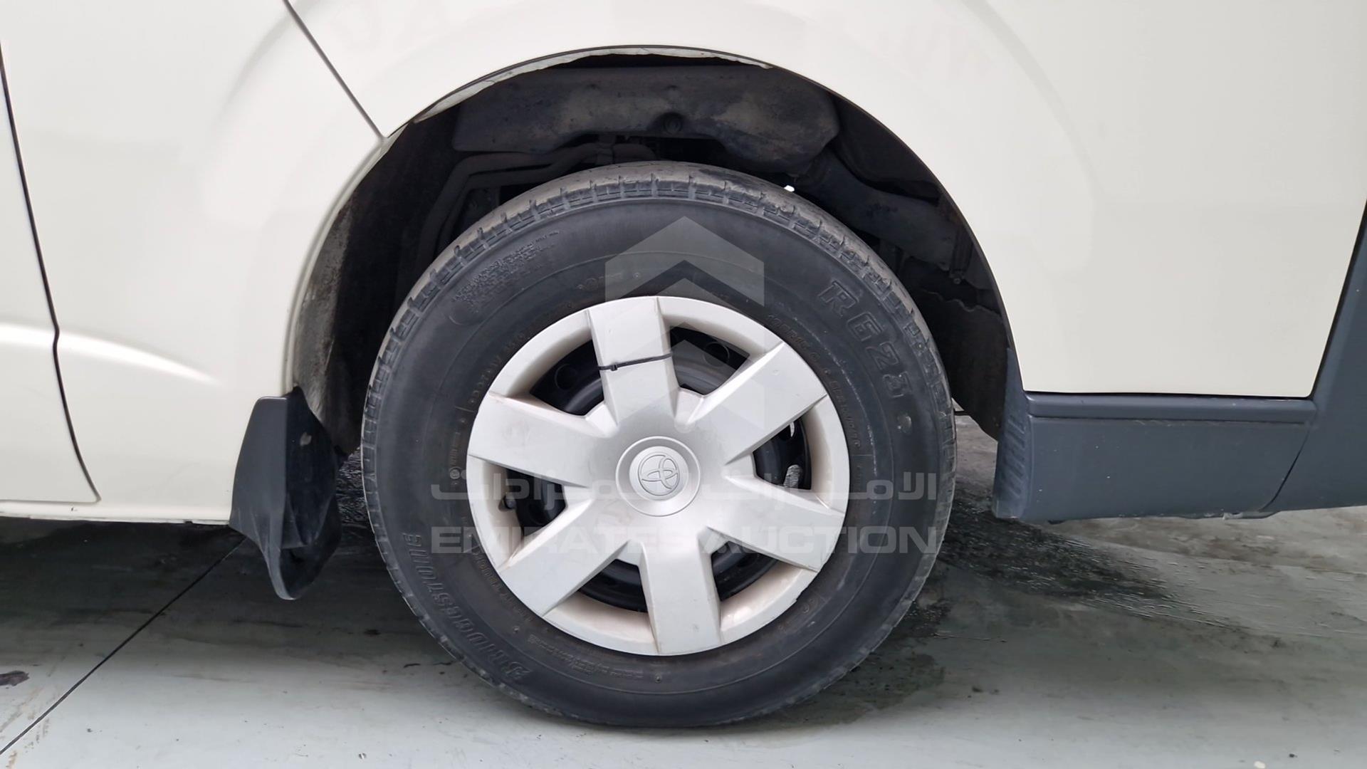 2013 TOYOTA HIACE VIN: JTGSX22P4D6139273