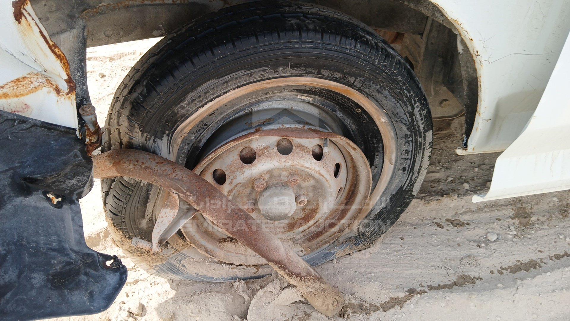 2008 MITSUBISHI L 300 VIN: JMYJNP13V8A702333