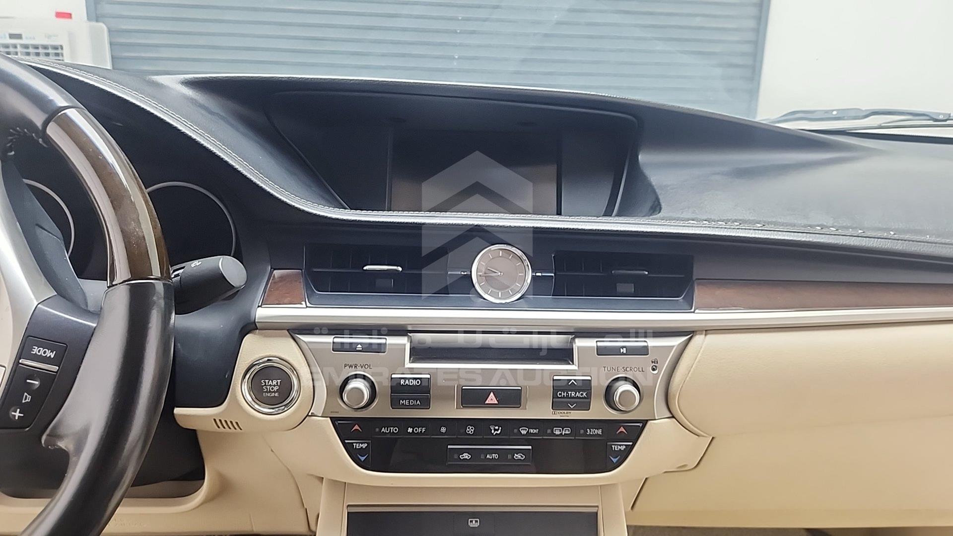 2014 LEXUS ES 350 VIN: JTHBK1GG7E2113613