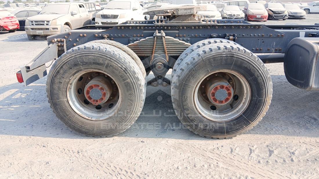 رينو 440 2014 — الباب الخلفي الأيمن — صورة 34