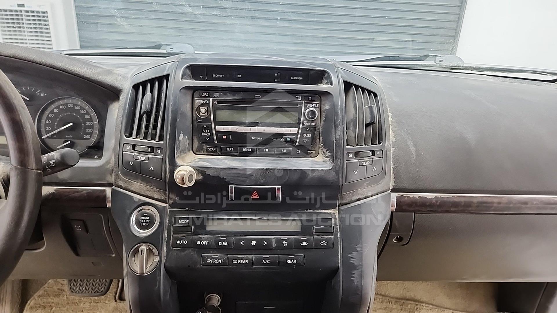 2011 TOYOTA LAND CRUISER VIN: JTMHU09J1B5054464