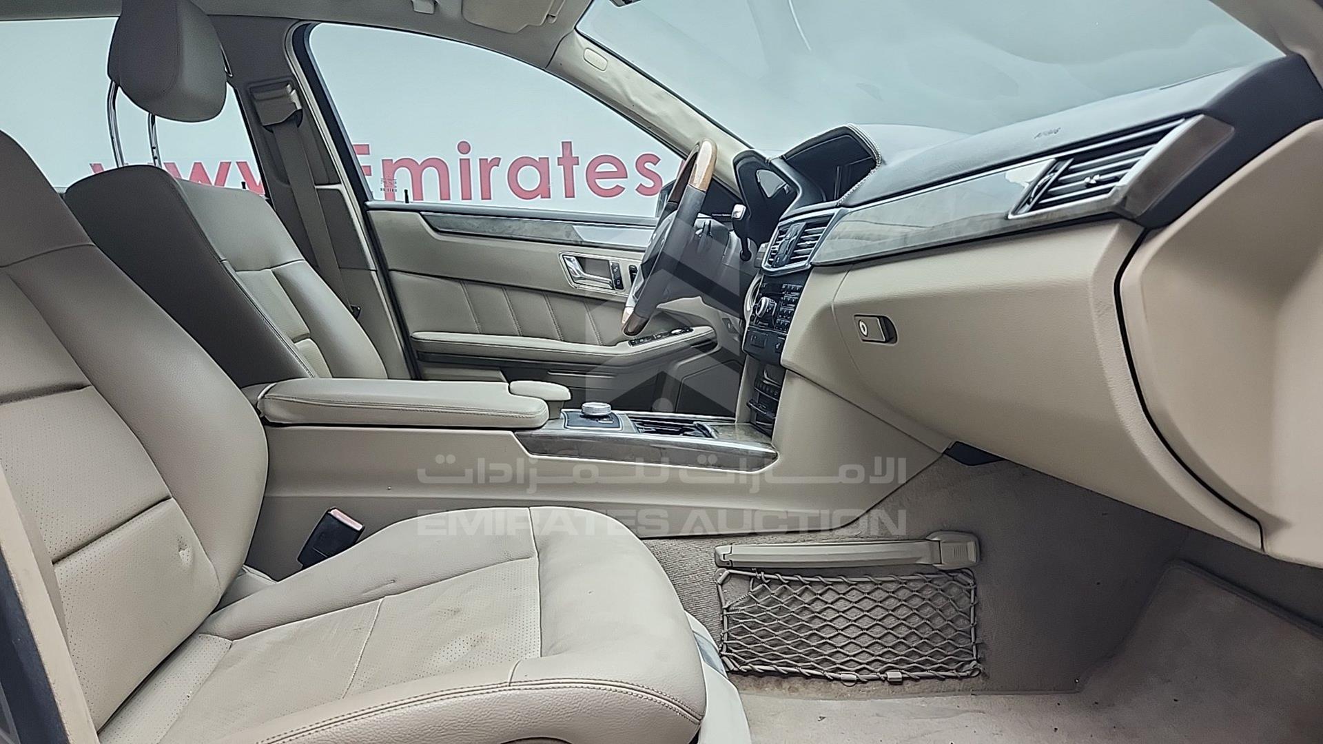 2010 MERCEDES E 350 VIN: WDDHF8HB9AA092331
