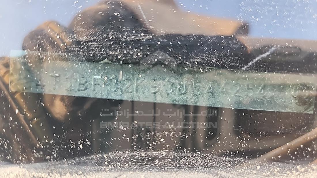 2003 Toyota Camry — VIN on Frame — Photo 3