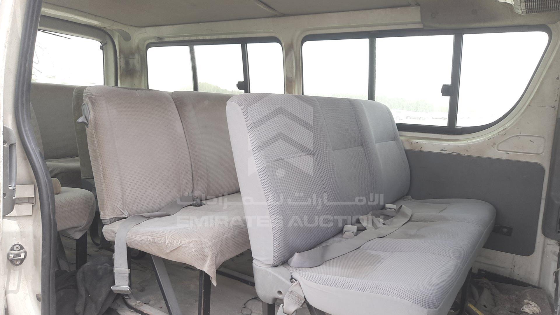 2009 TOYOTA HIACE VIN: JTGJX02P290024875