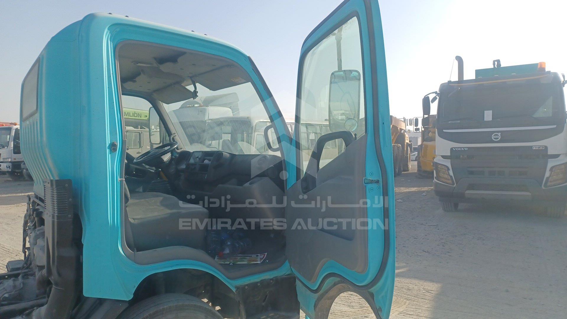 2021 HINO 300 VIN: JHHUCN1F5MK038064