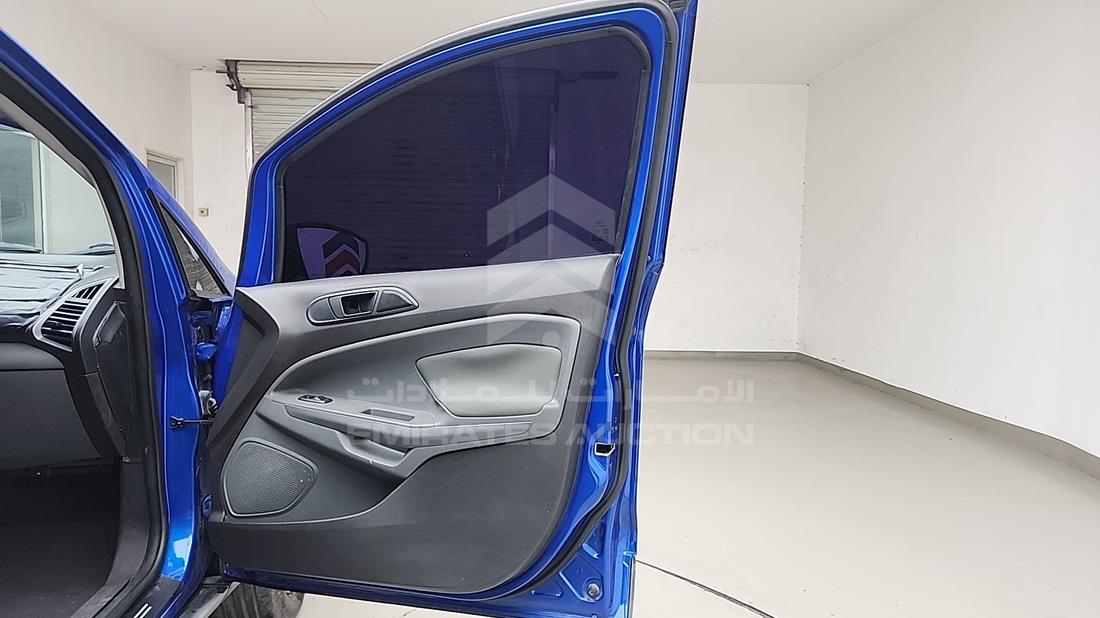 فورد ايكو سبورت 2016 — الباب الأمامي الأيمن — صورة 29