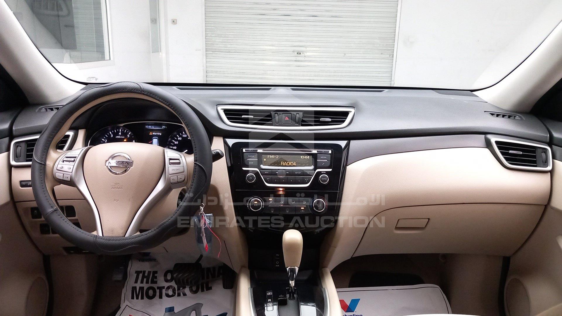 2015 NISSAN X-TRAIL VIN: JN1BT2MN0FW001014
