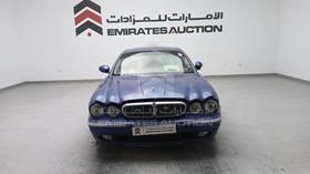 جاكوار  2004 — الزاوية الأمامية بالكامل — صورة 1 — صورة مصغرة